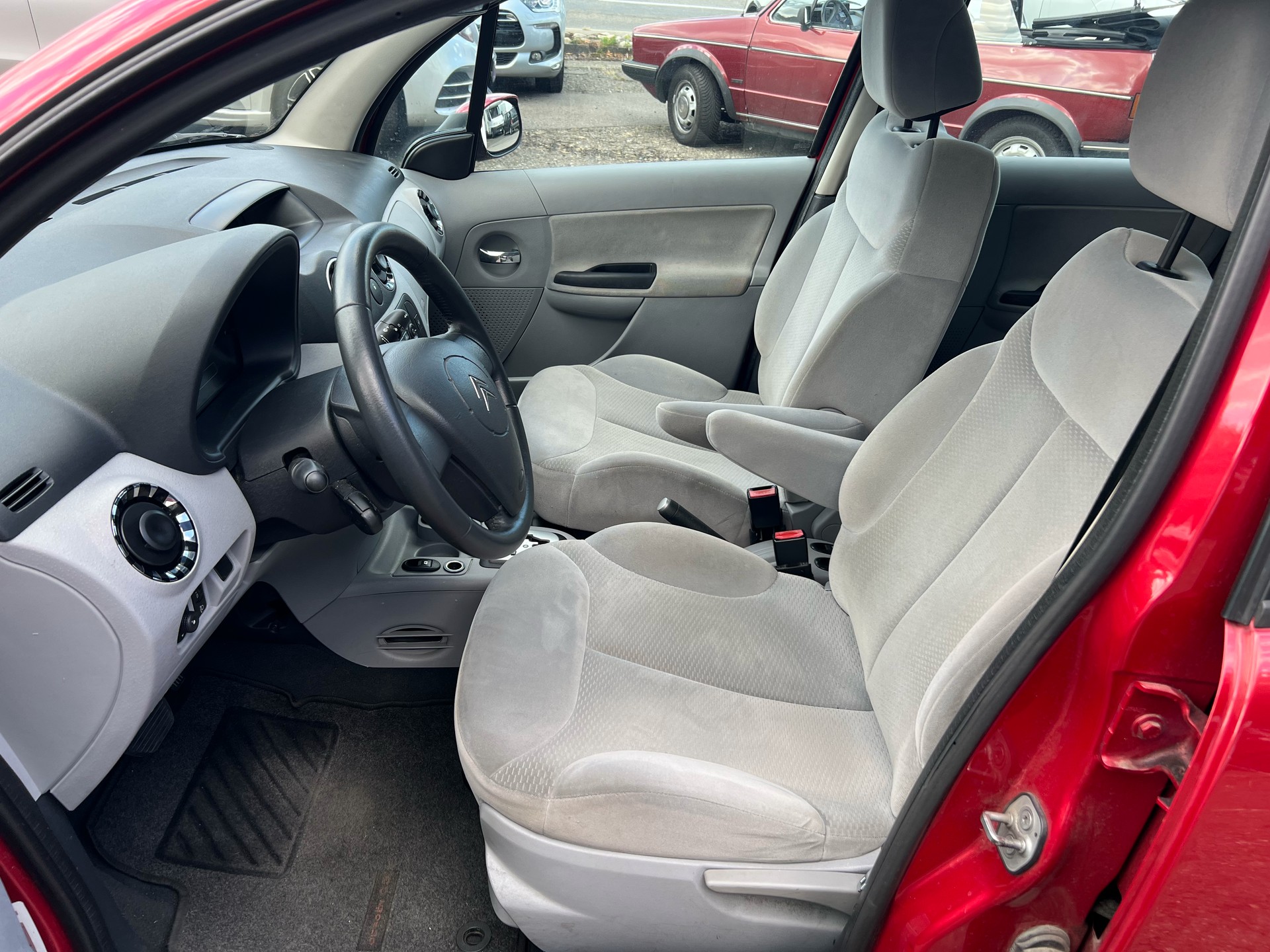 CITROEN C3 1.6i 16V Exclusive-image-8