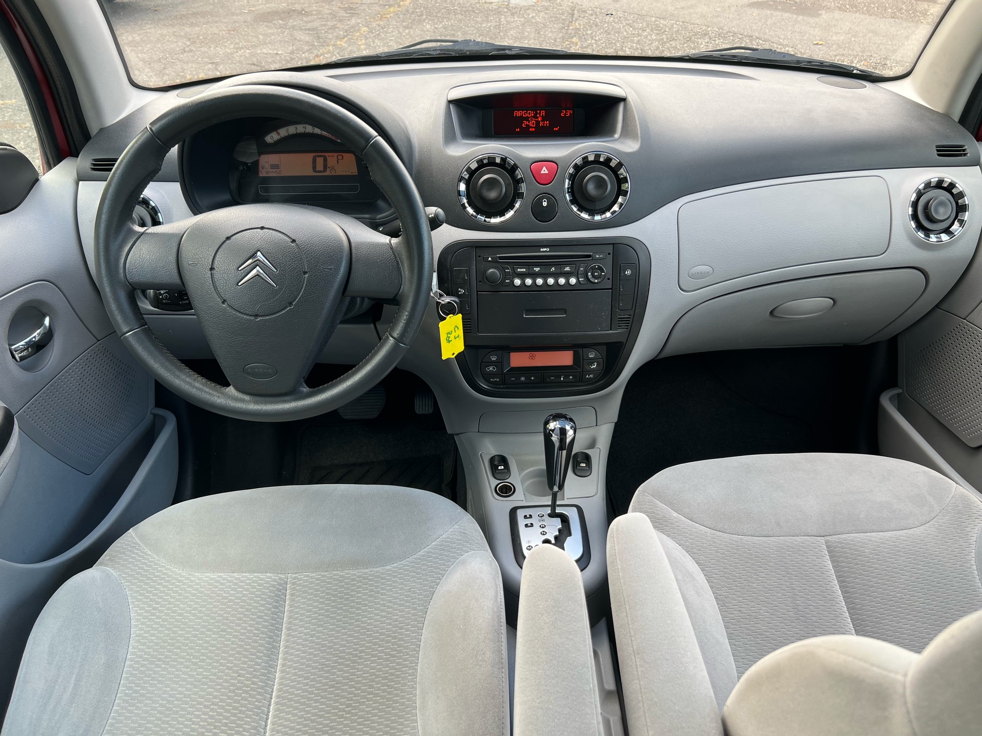 CITROEN C3 1.6i 16V Exclusive-image-12