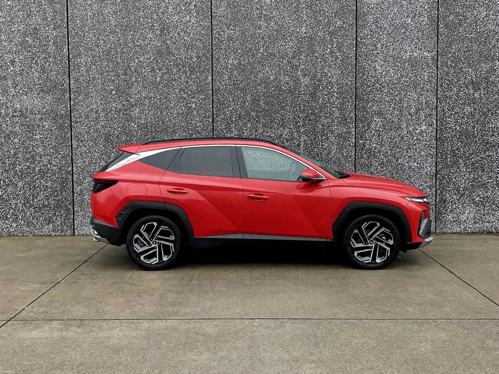 HYUNDAI Tucson 1.6 TGDI*PlugInHybrid*Swiss*Vertex*4WD*-image-27