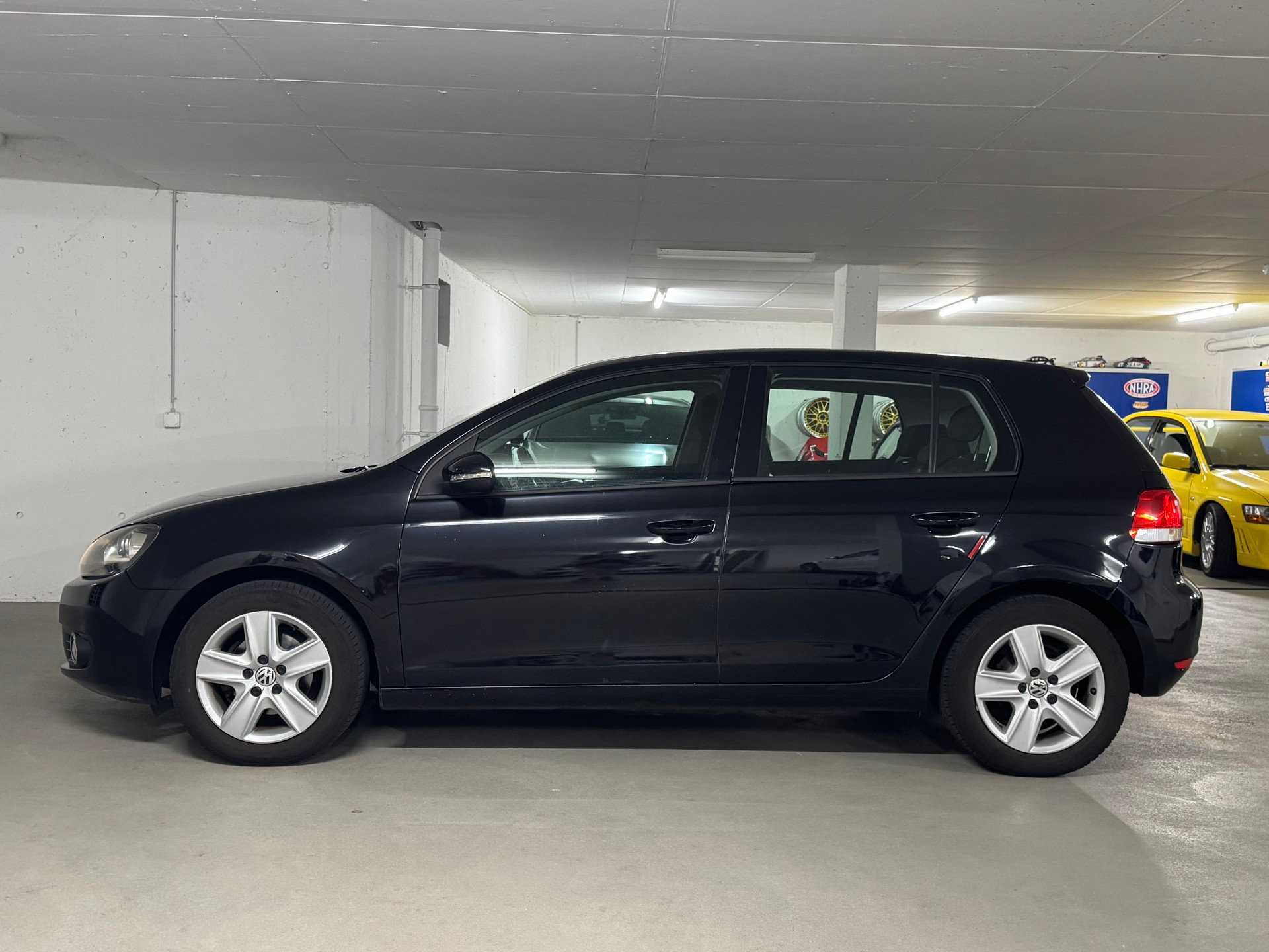 VW Golf 1.6 Comfortline CH-Fahrzeug-image-3