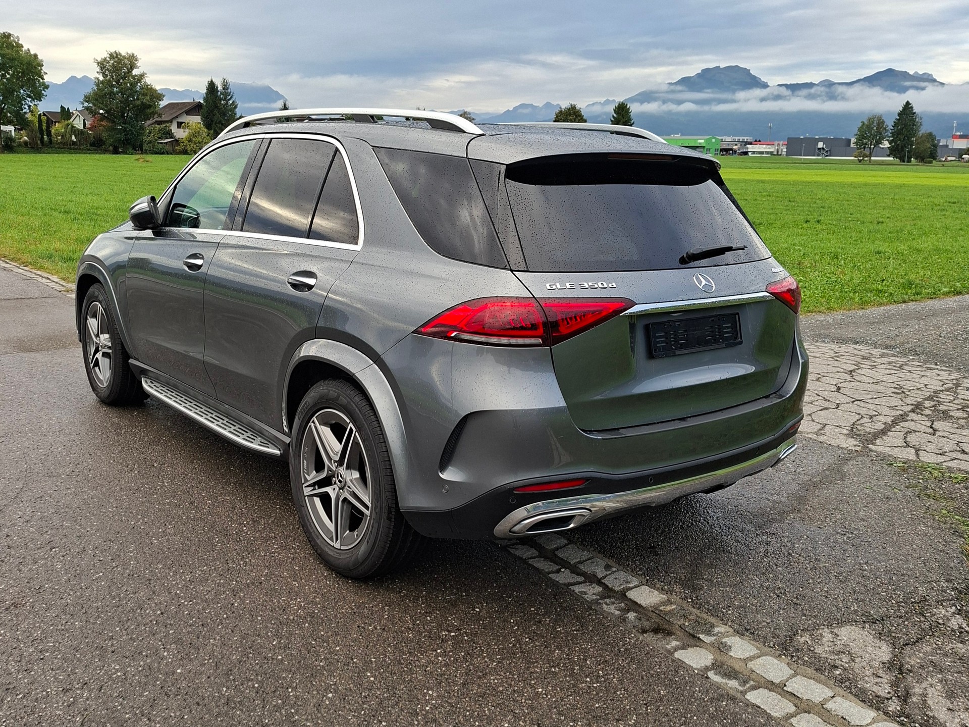 MERCEDES-BENZ GLE 350 d 4Matic 9G-Tronic-image-3