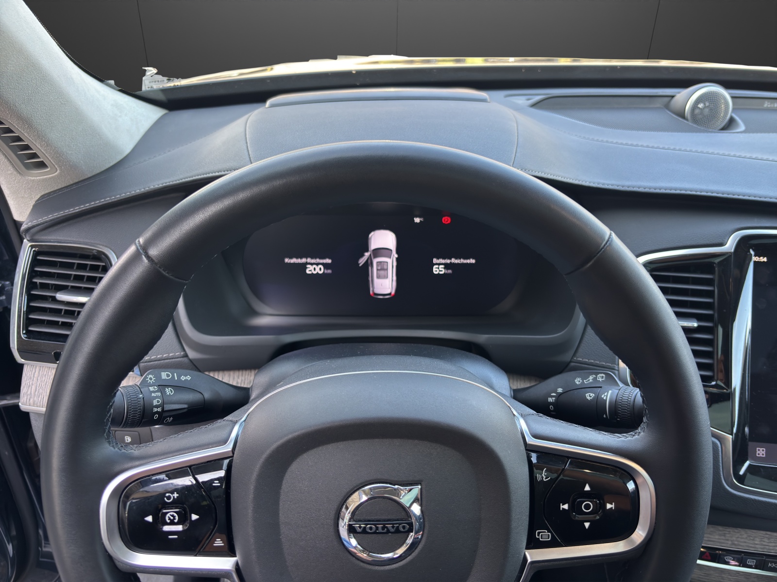 VOLVO XC90 T8 eAWD PluginHybrid Ultimate Dark Geartronic-image-5
