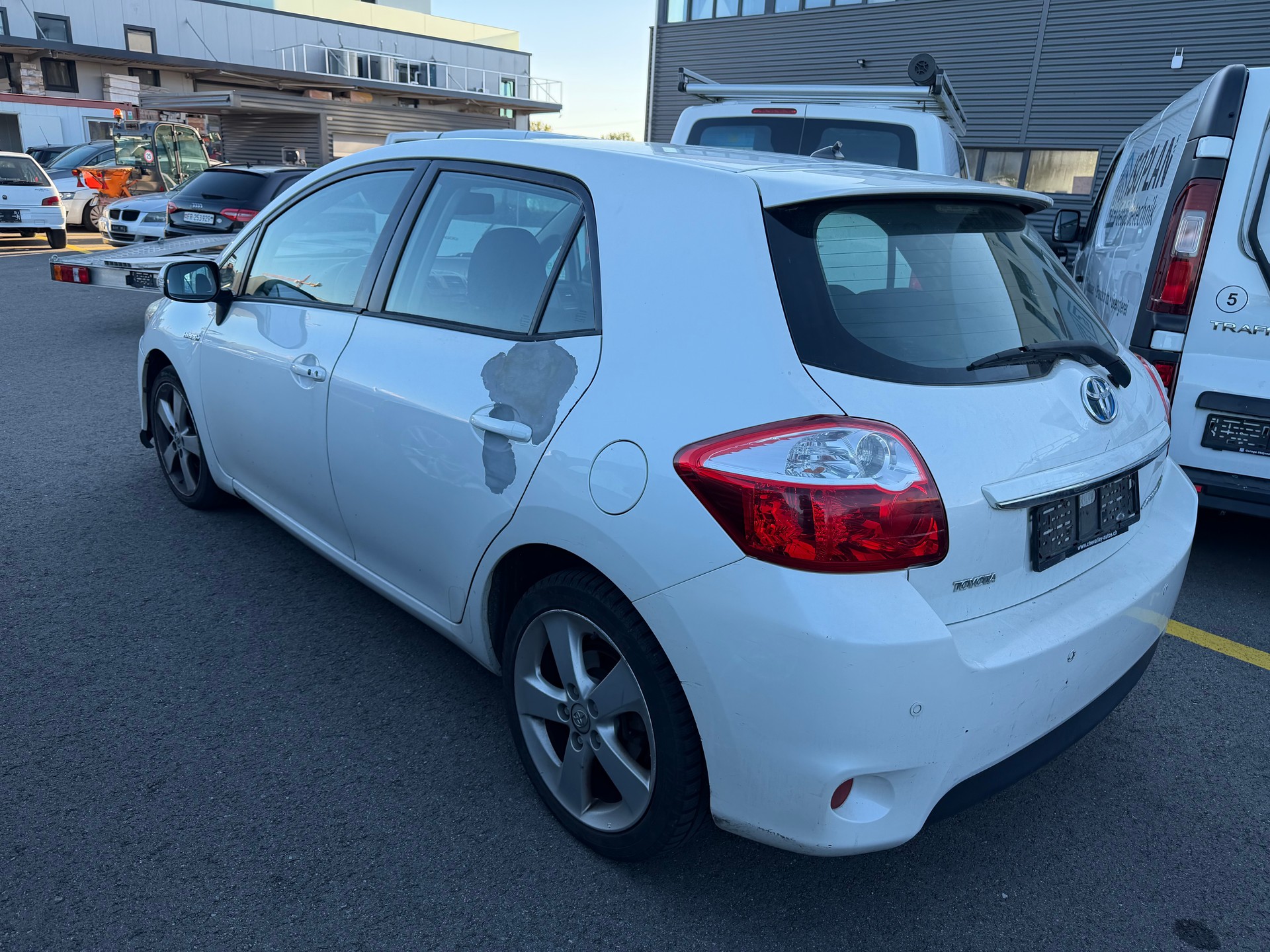 TOYOTA Auris 1.8 16V HSD Linea Sol Premium-image-5