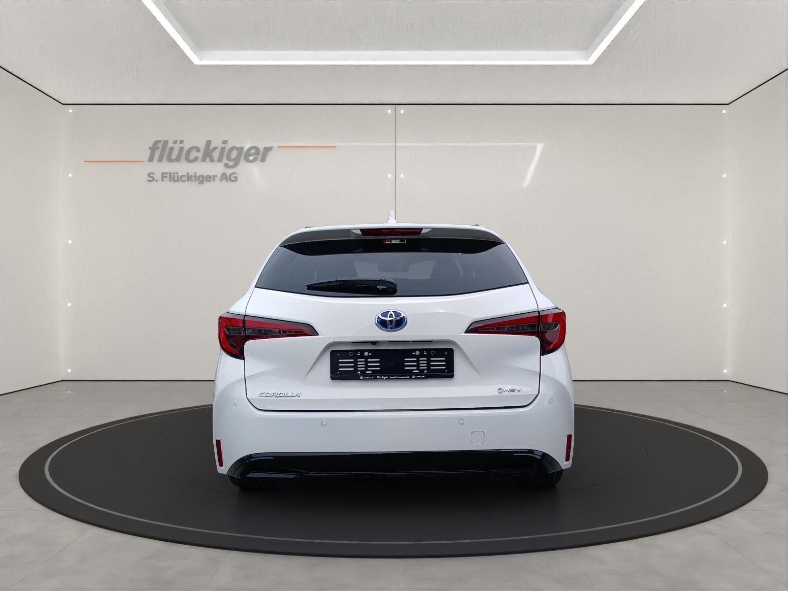 TOYOTA Corolla Touring Sports 2.0 HSD Swiss Edition-image-5