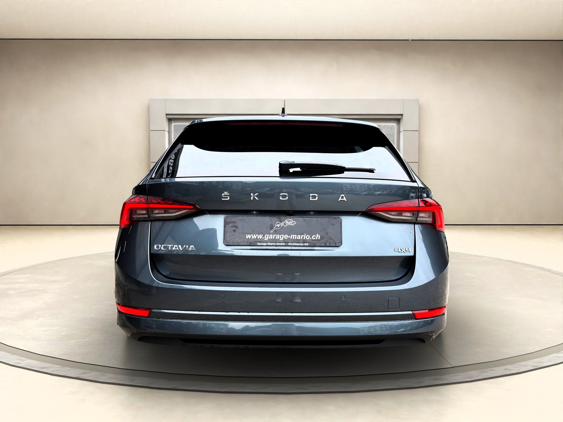 SKODA Octavia Combi 2.0 TDI DSG Ambition 4x4 ✅CH-Fahrzeug & 8-fach bereift✅-image-5