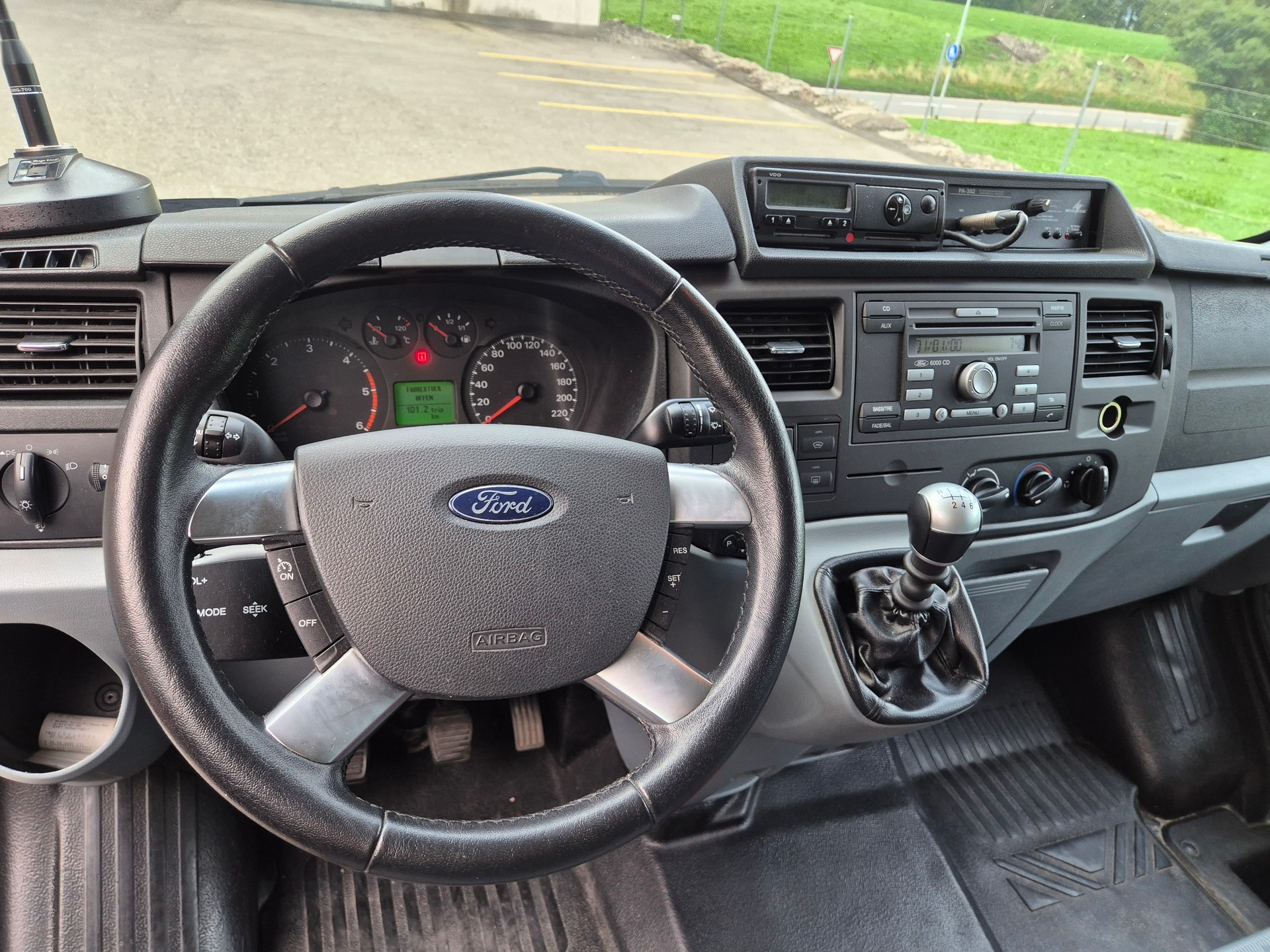 FORD Transit 350L Trend-image-5