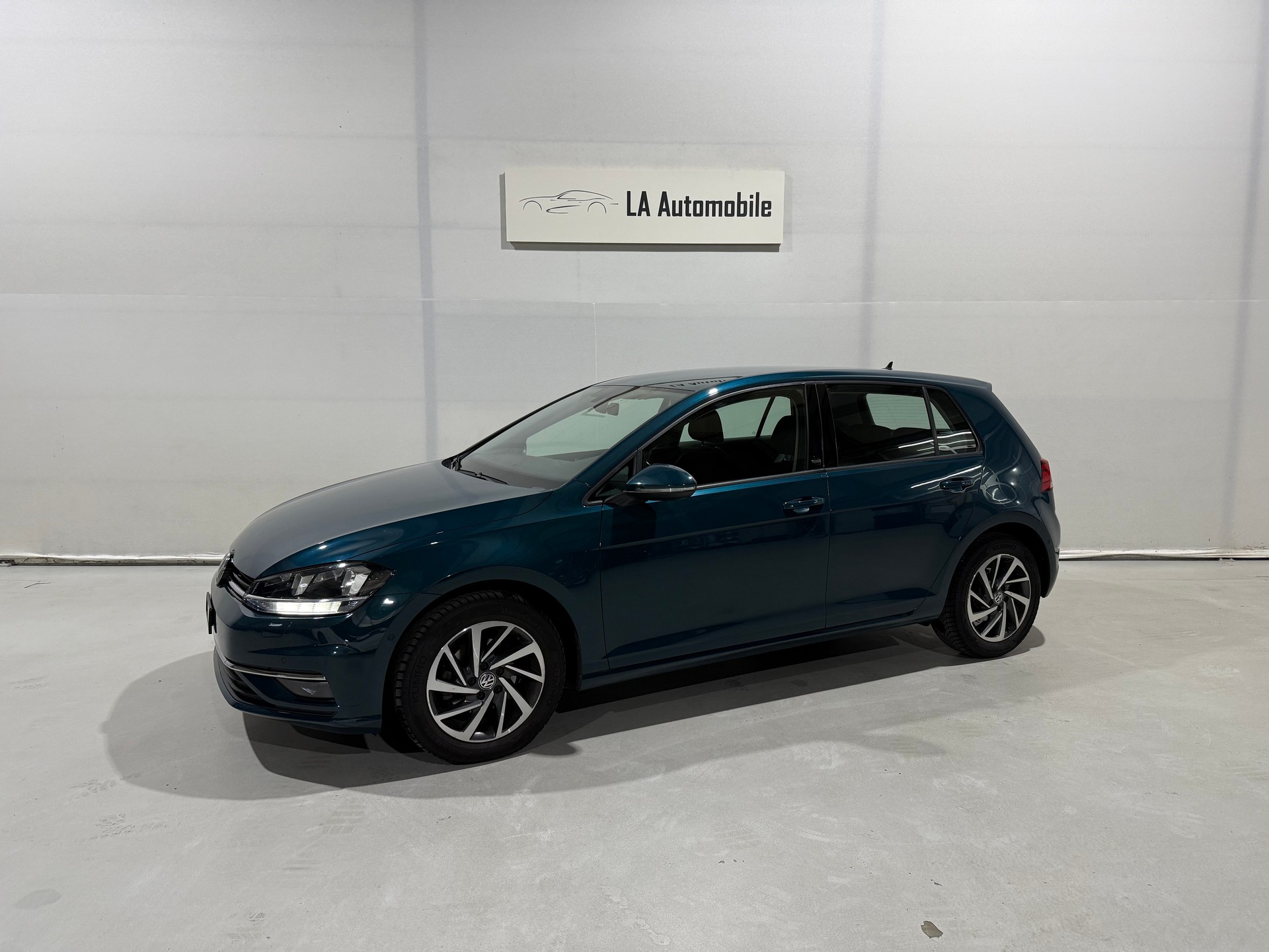 VW Golf 1.0 TSI Comfortline DSG CH Fahrzeug-image-1
