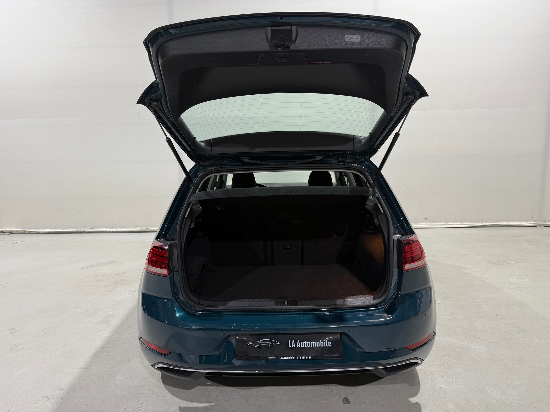VW Golf 1.0 TSI Comfortline DSG CH Fahrzeug-image-10