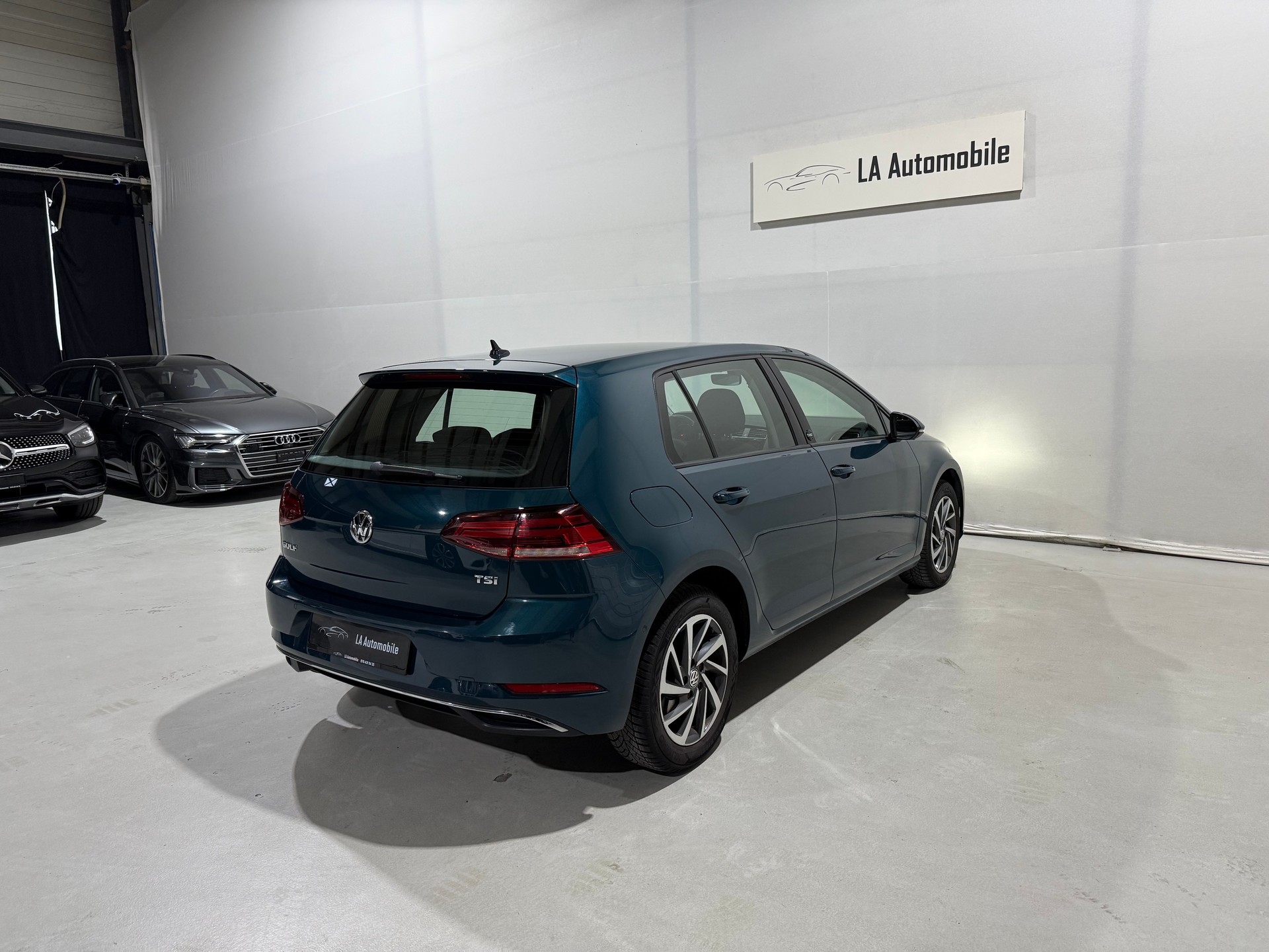 VW Golf 1.0 TSI Comfortline DSG CH Fahrzeug-image-8