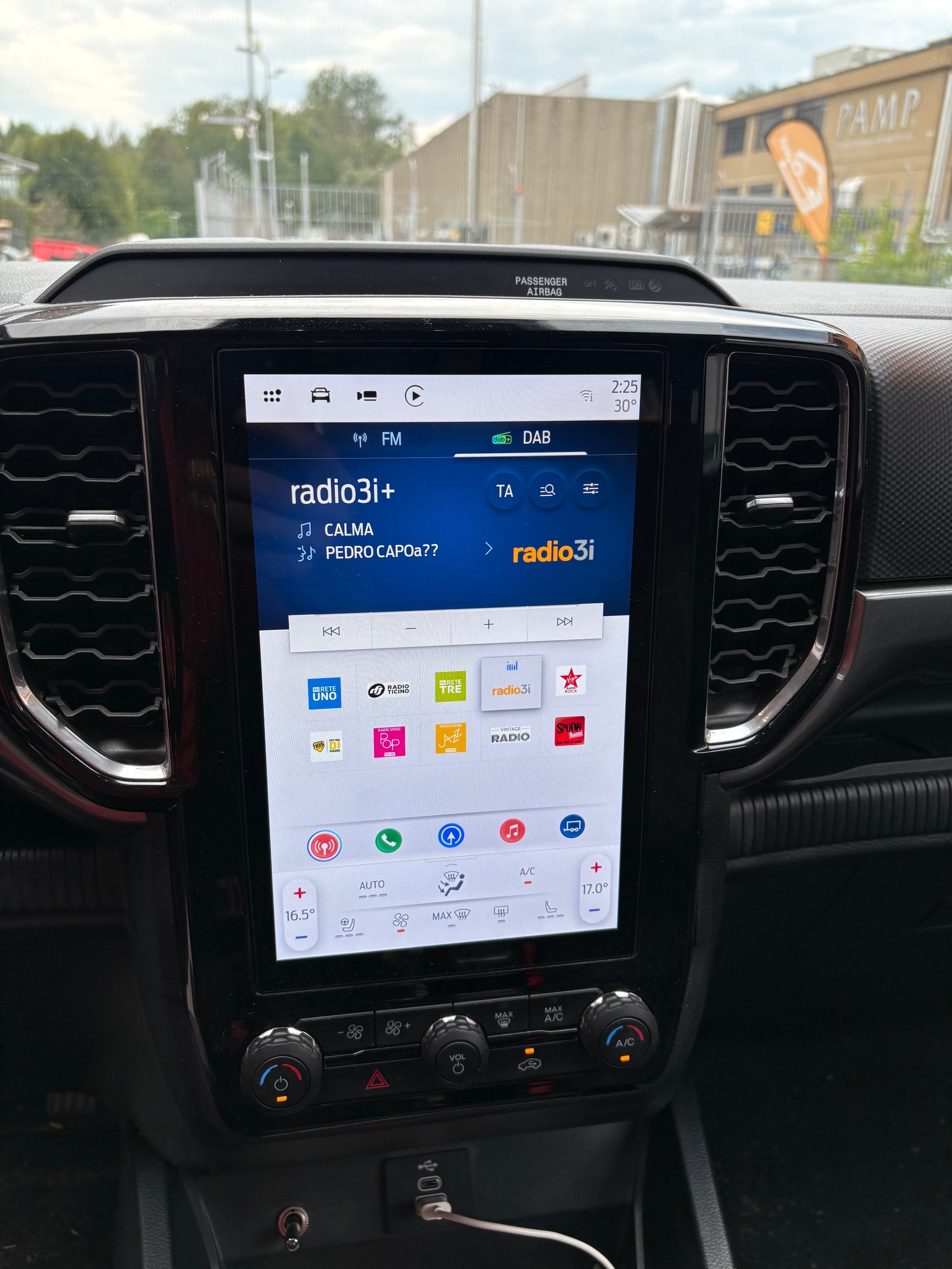 FORD 2.0 EcoBlue 4x4 XLT-image-3