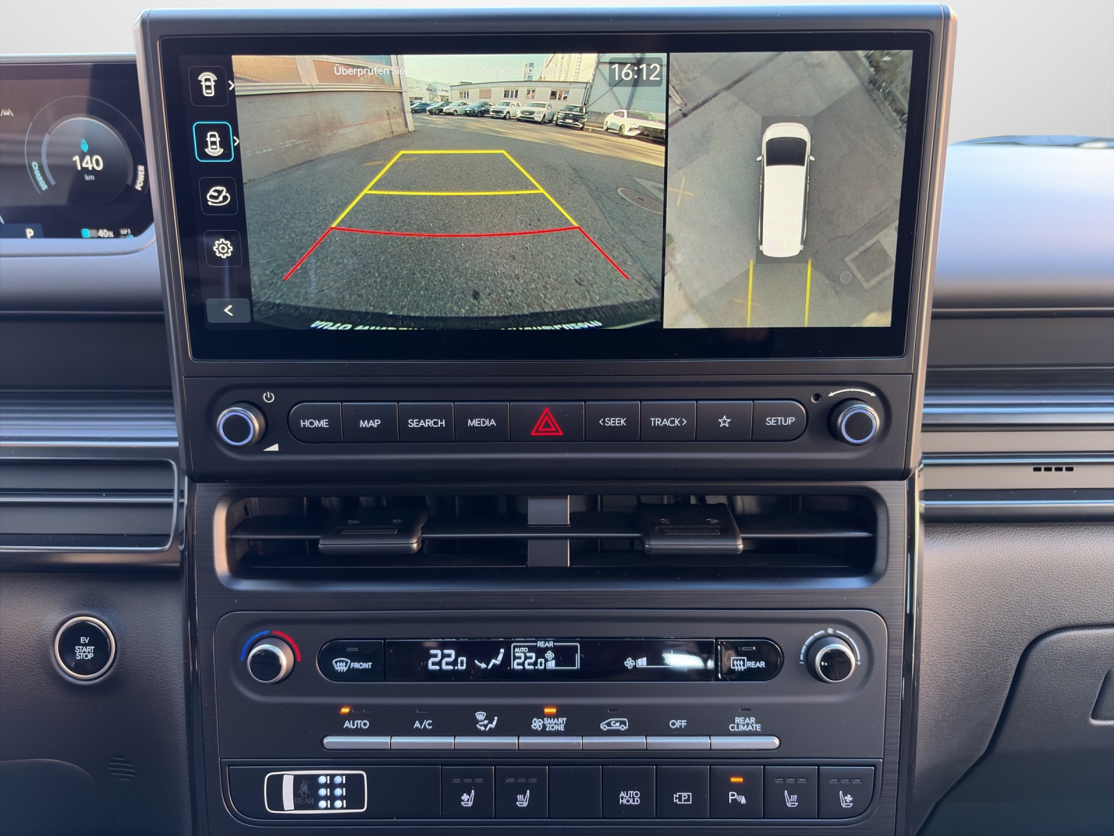 HYUNDAI Staria Wagon 84 kWh Vertex Sunroof-image-7