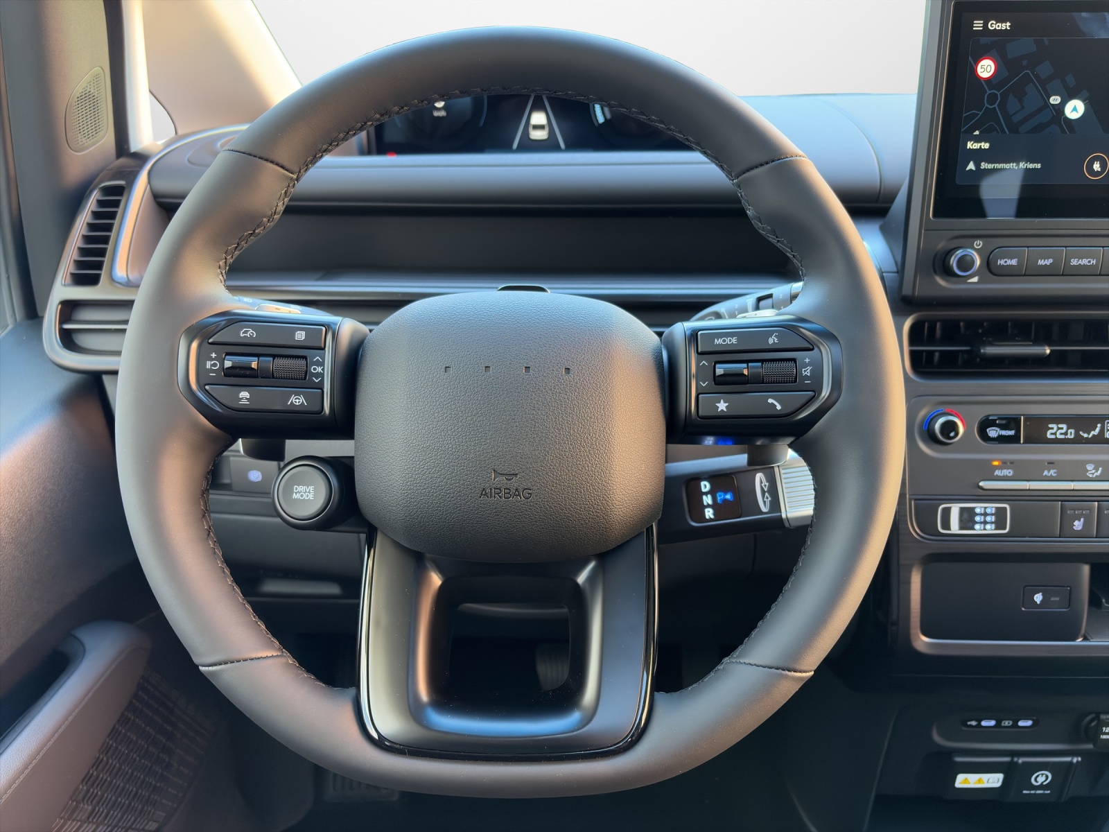 HYUNDAI Staria Wagon 84 kWh Vertex Sunroof-image-10