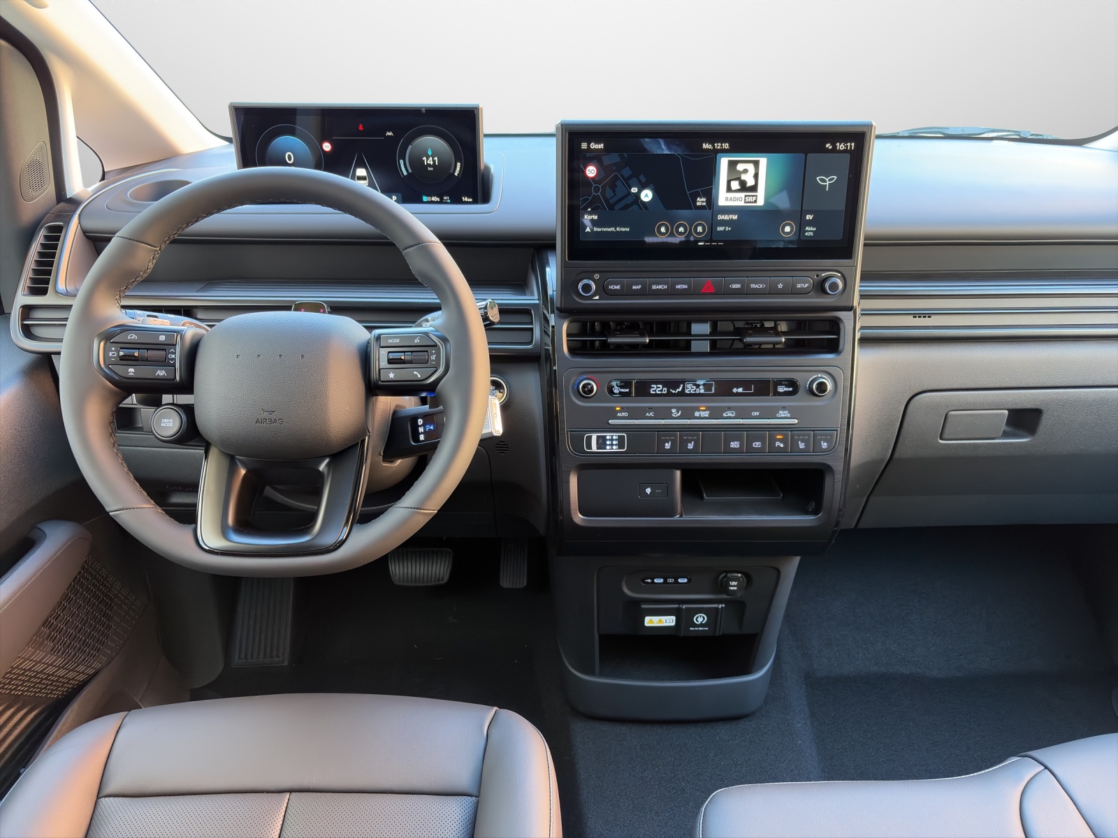 HYUNDAI Staria Wagon 84 kWh Vertex Sunroof-image-5