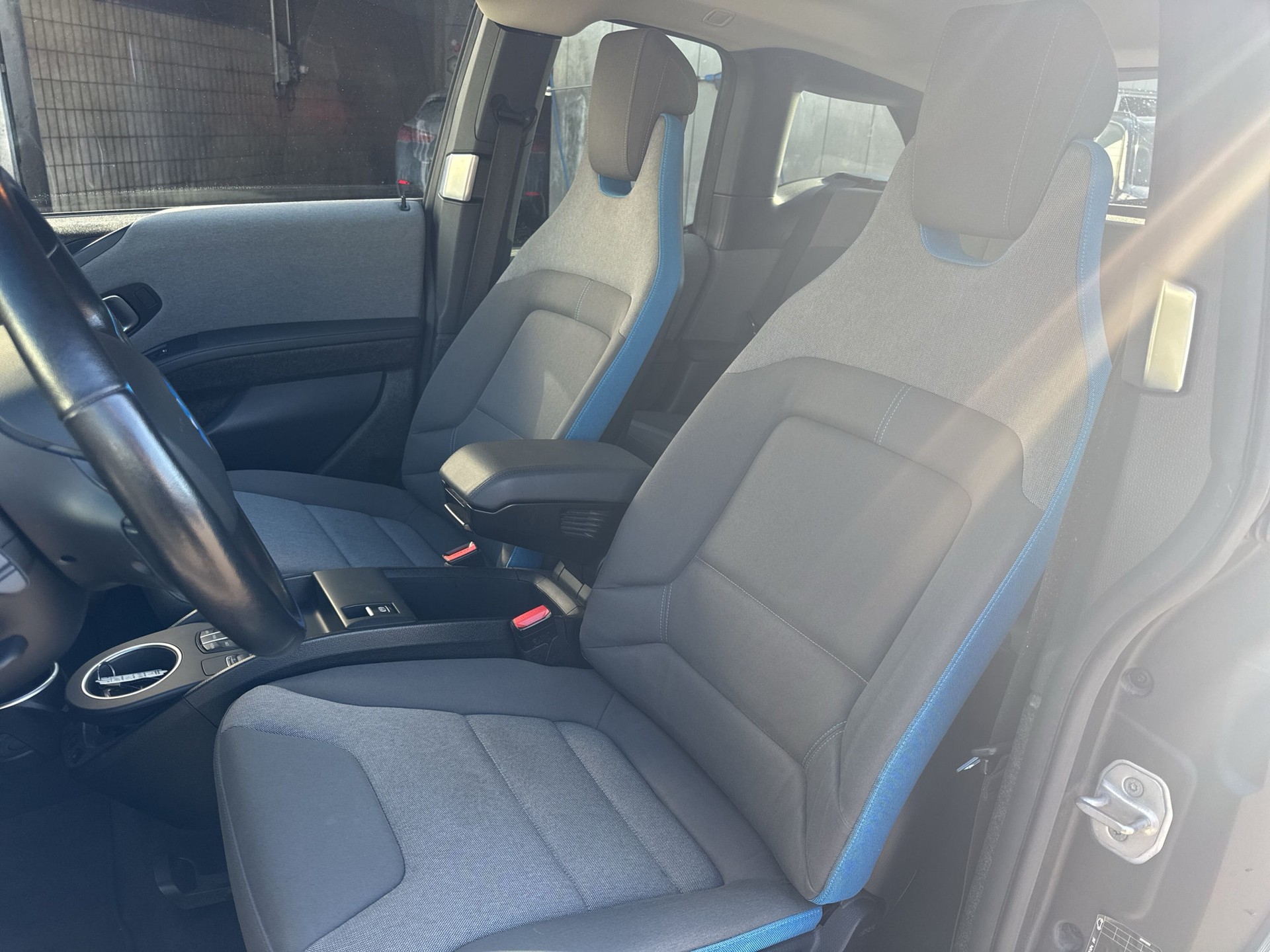 BMW i3s (120Ah) Fleet Edition-image-9
