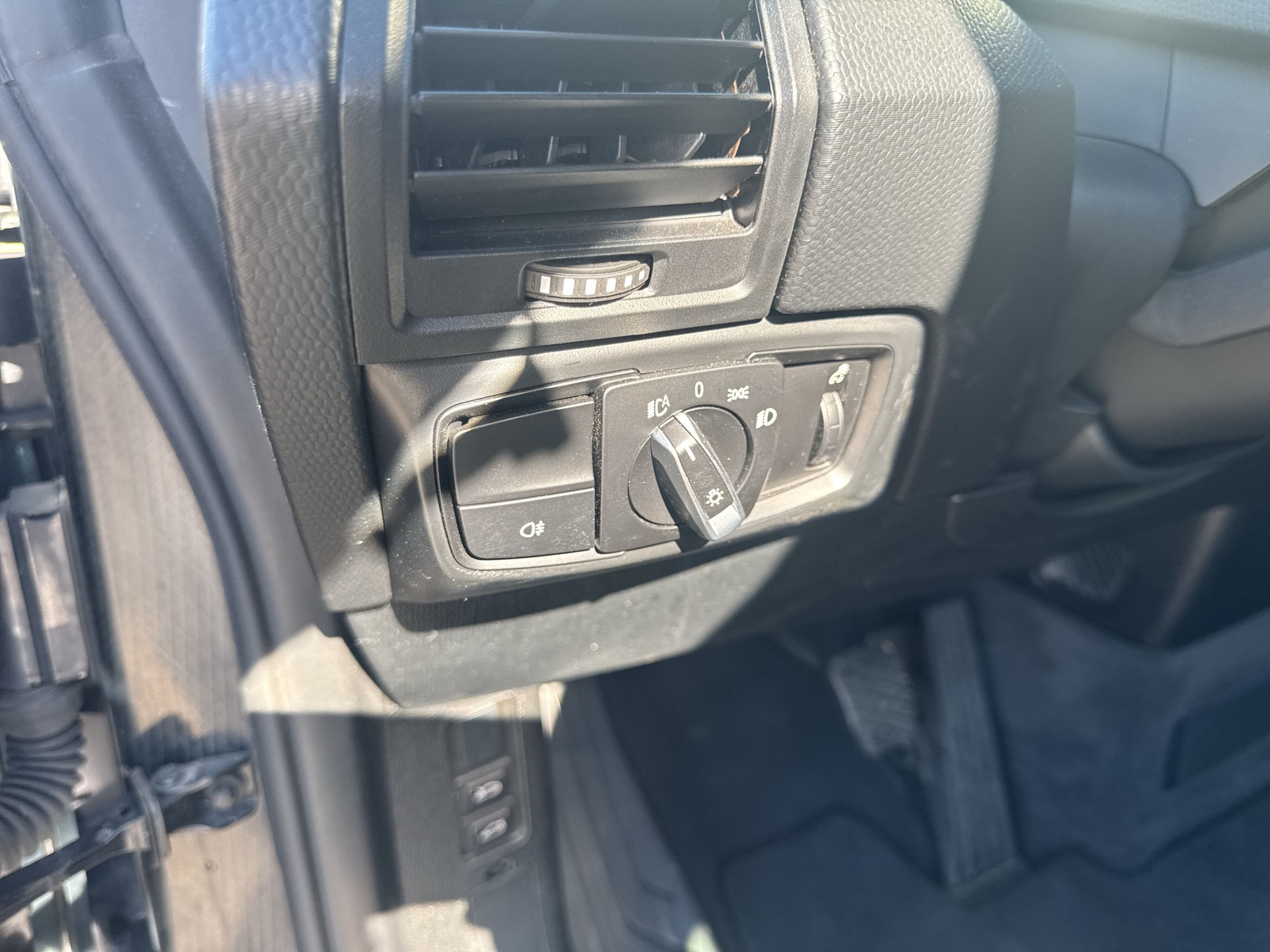 BMW i3s (120Ah) Fleet Edition-image-18