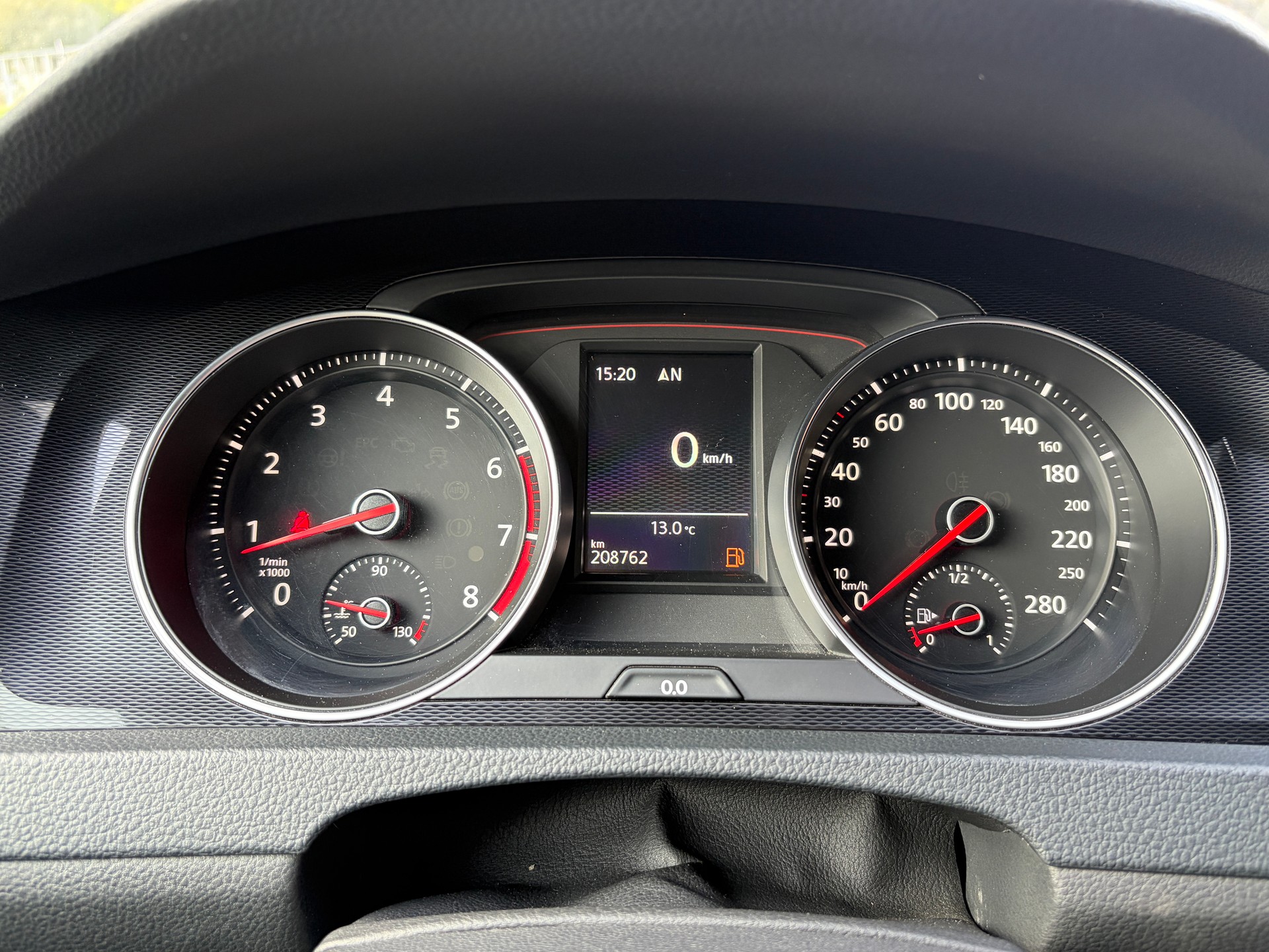 VW Golf 2.0 TSI GTI-image-6