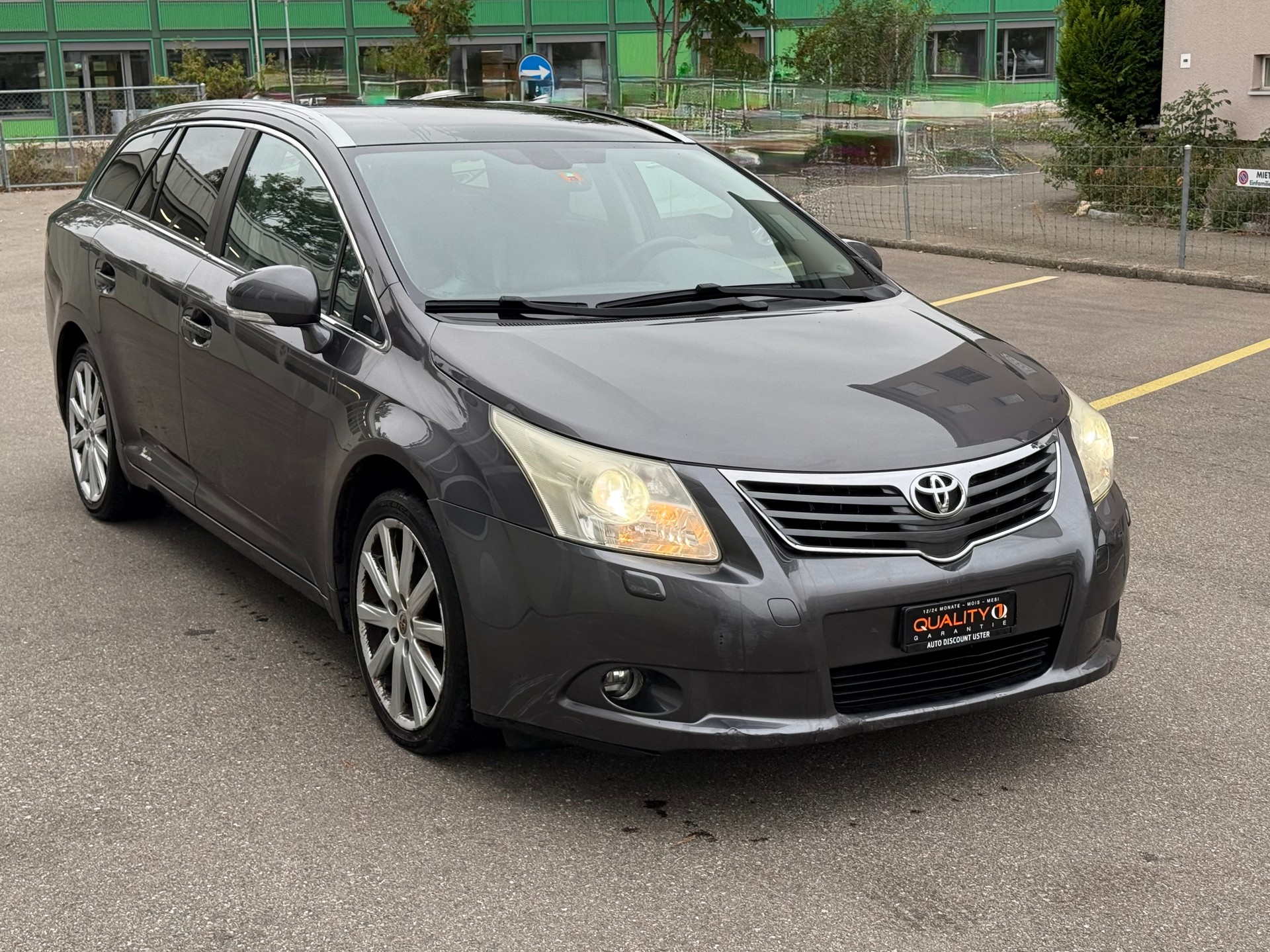 TOYOTA Avensis Sportswagon 2.0 Sol Premium Multidrive-image-2