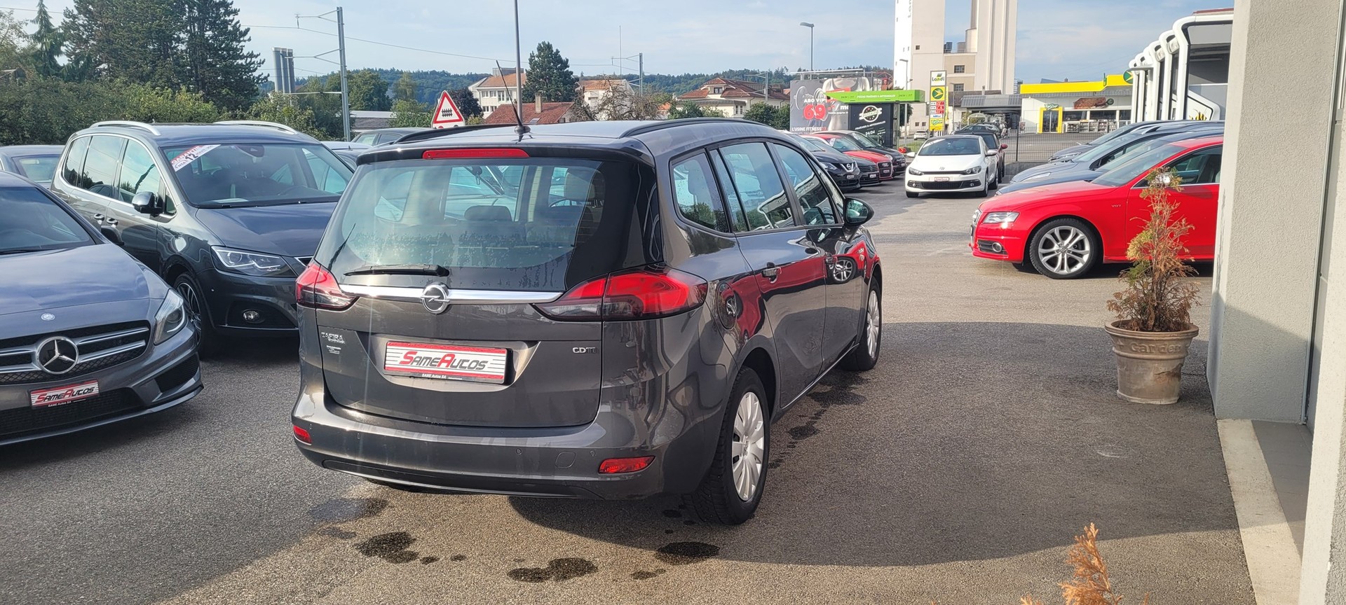 OPEL Zafira Tourer 2.0 CDTi Automatic-image-1