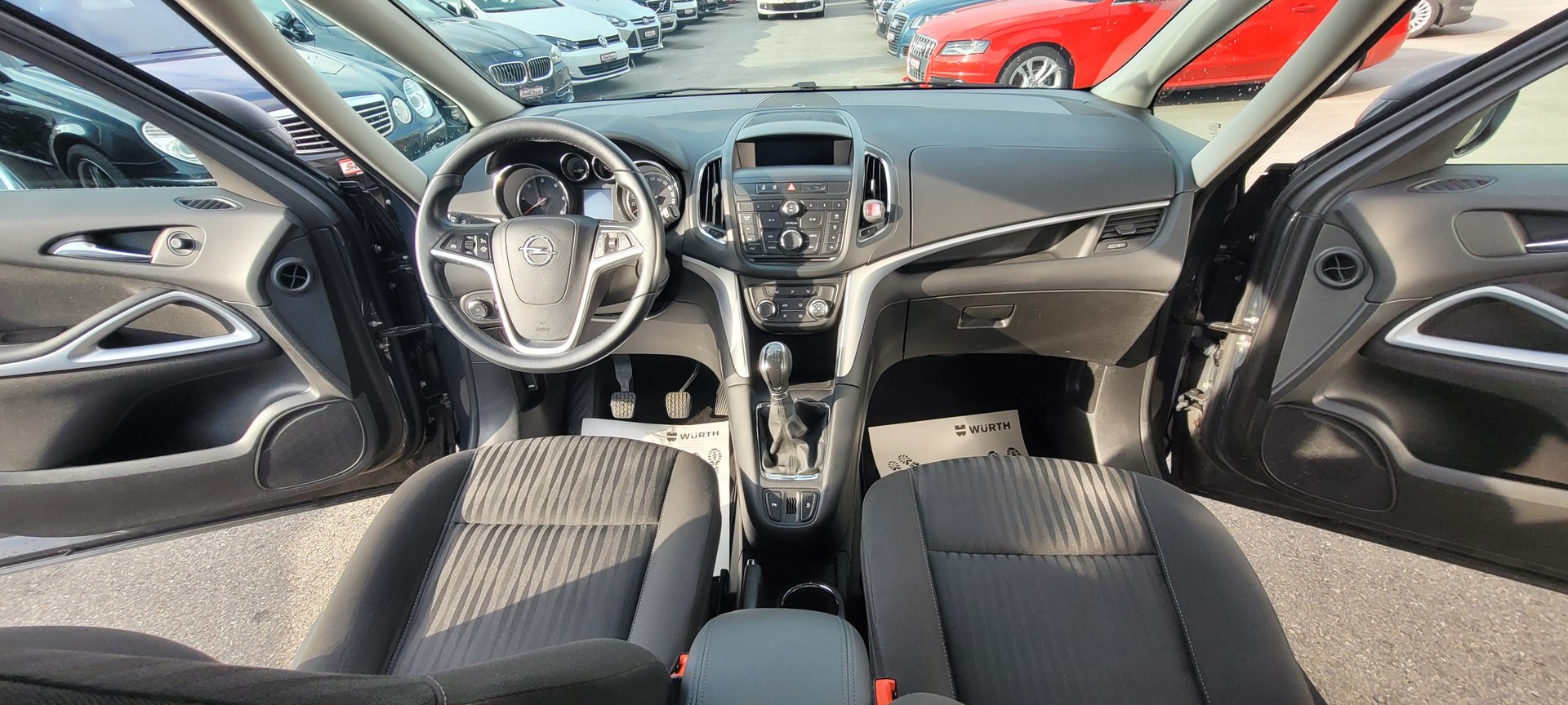 OPEL Zafira Tourer 2.0 CDTi Automatic-image-8
