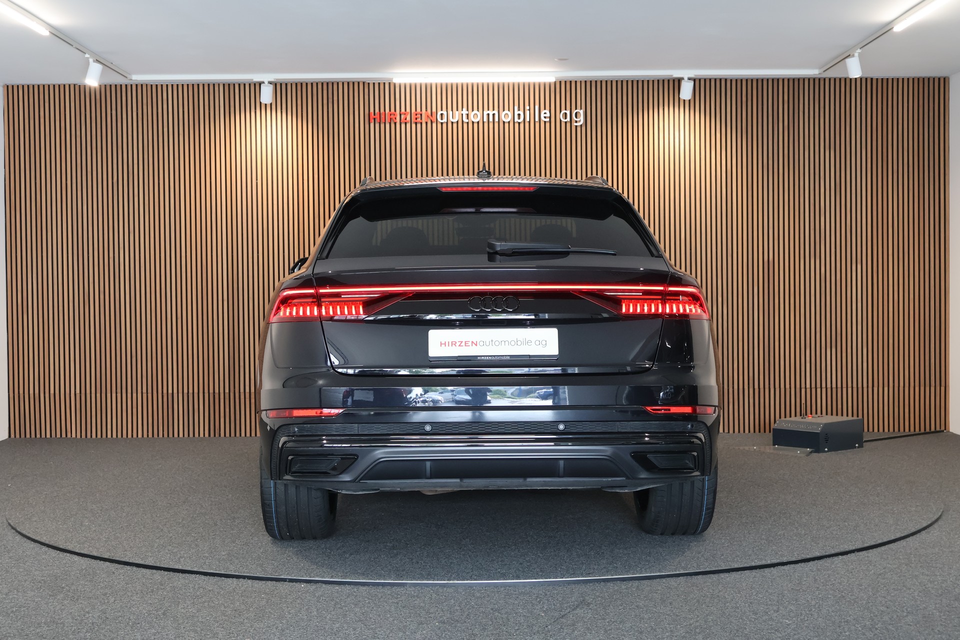 AUDI Q8 50 TDI quattro tiptronic-image-3