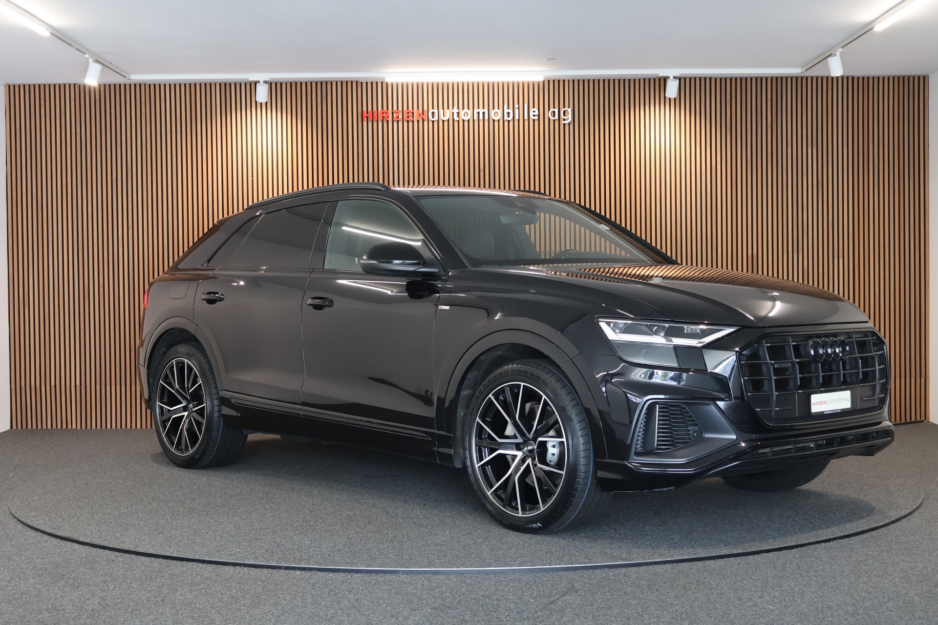 AUDI Q8 50 TDI quattro tiptronic-image-5
