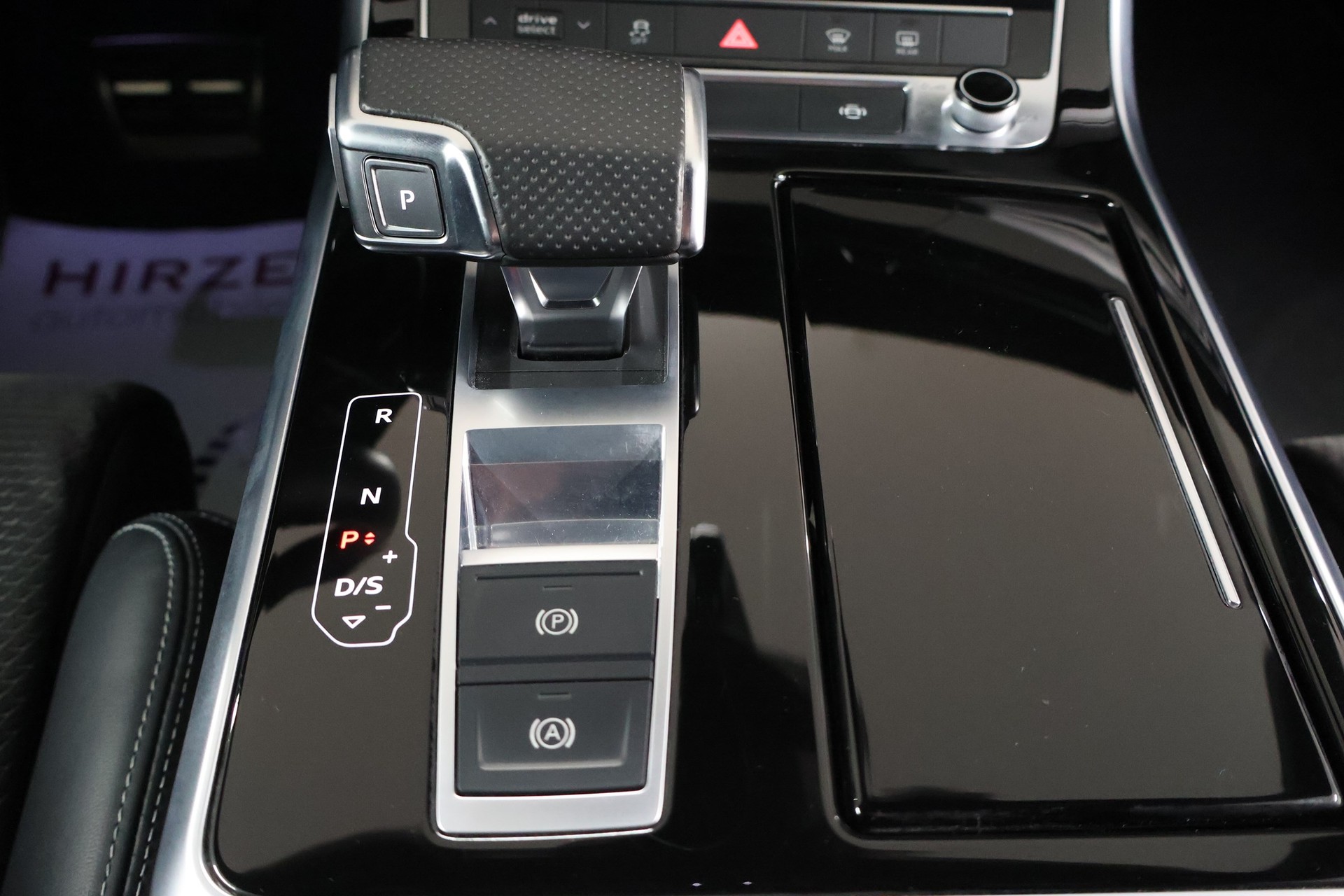 AUDI Q8 50 TDI quattro tiptronic-image-22