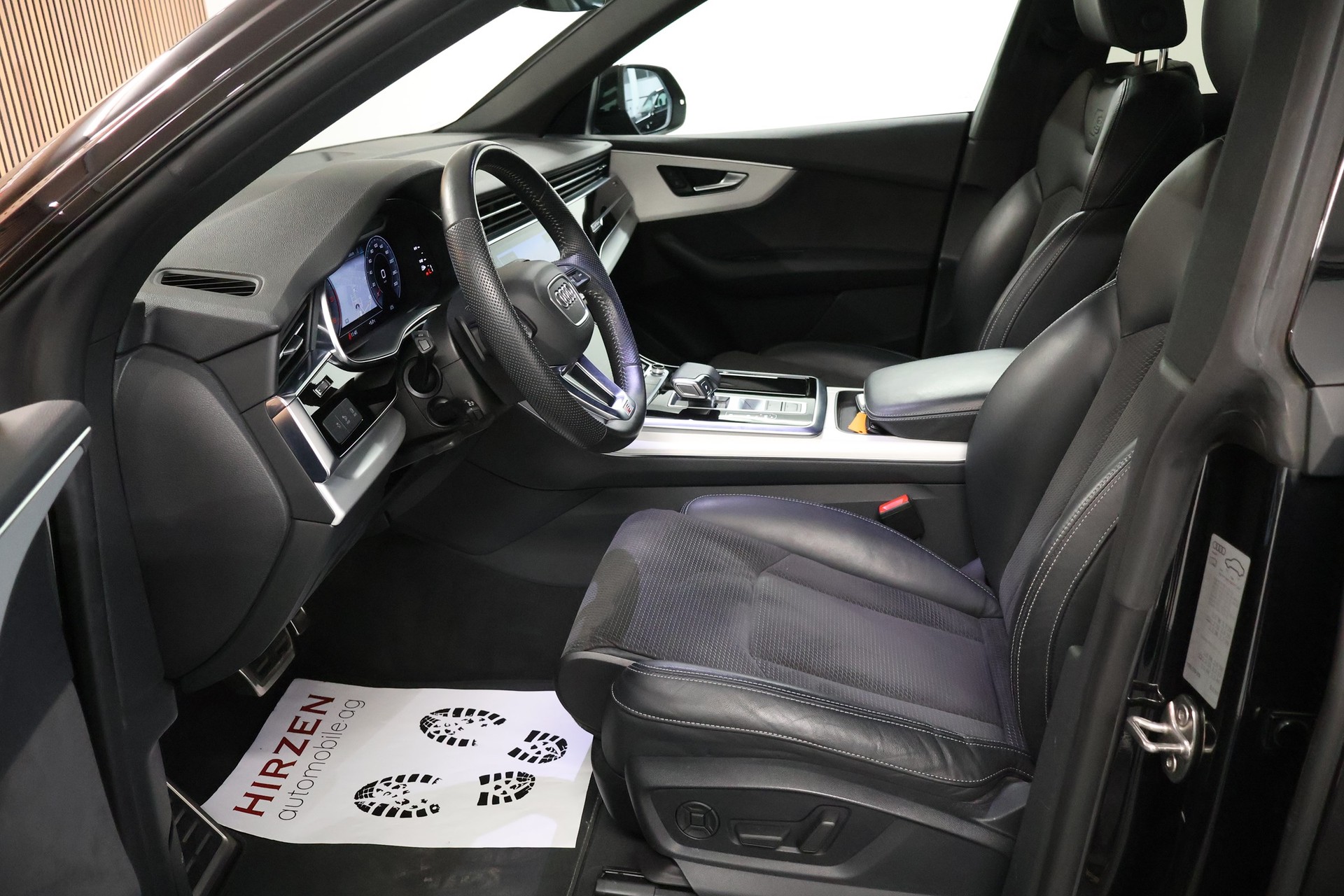 AUDI Q8 50 TDI quattro tiptronic-image-8
