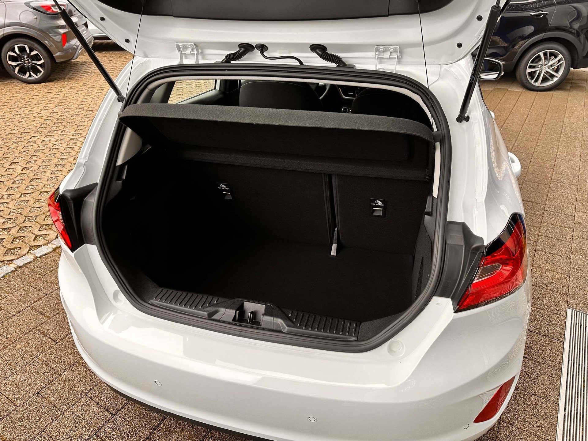 FORD Fiesta 1.1 Titanium-image-4