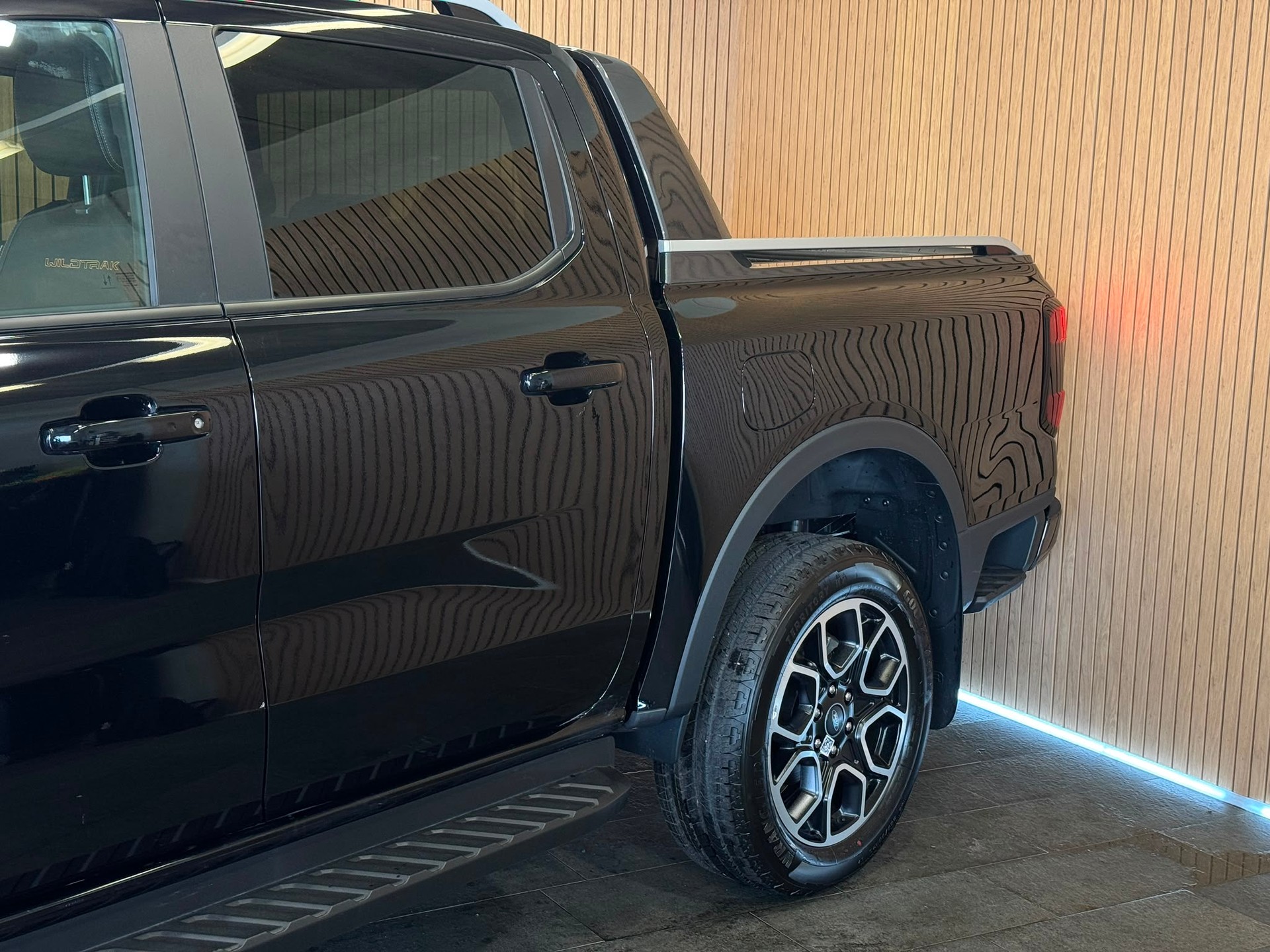 FORD Ranger Wildtrak 3.0 Eco Blue 4WD MY26 Automat-image-3