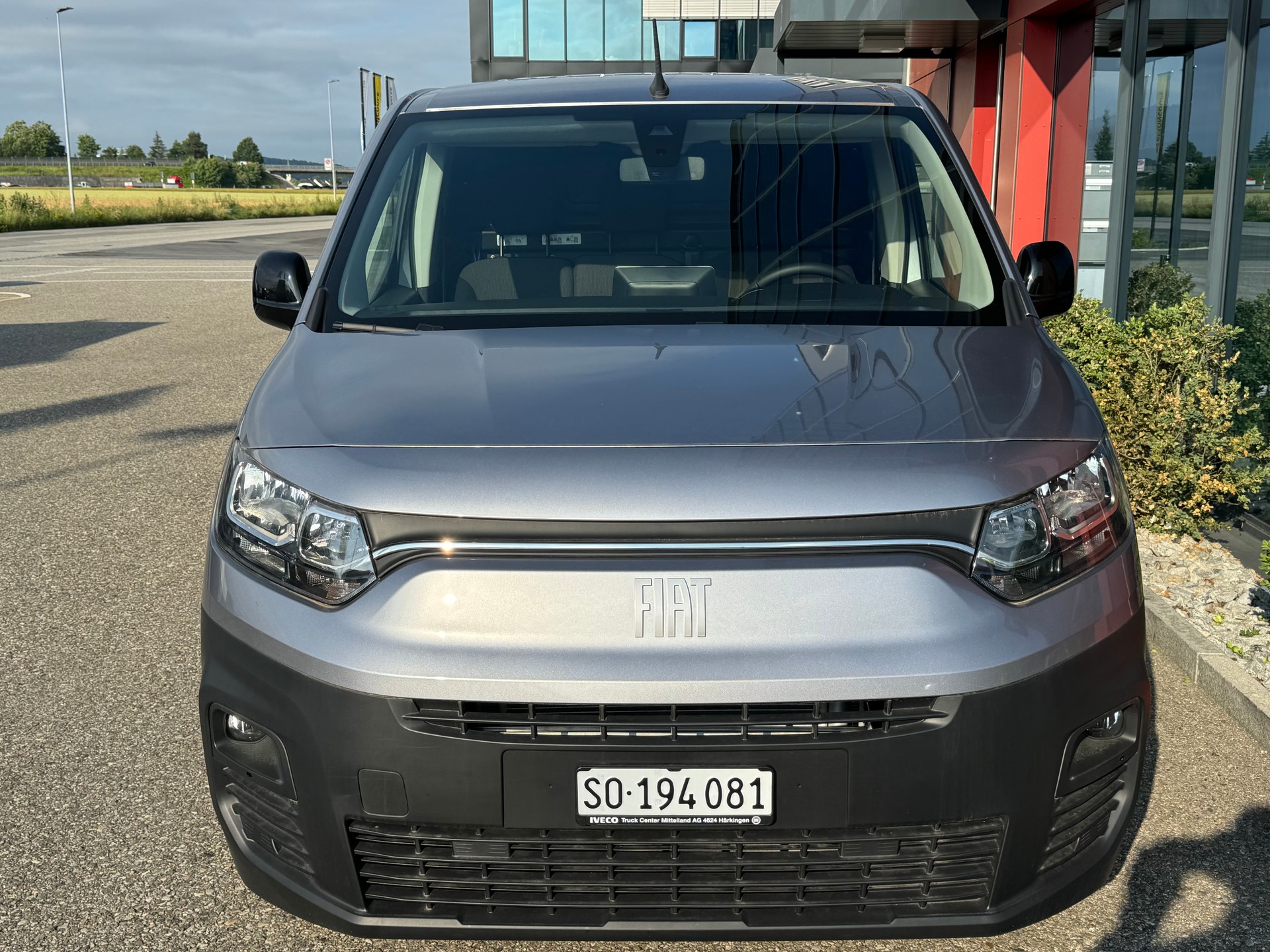 FIAT E-Doblo L1 50kWh Launch Edition-image-2