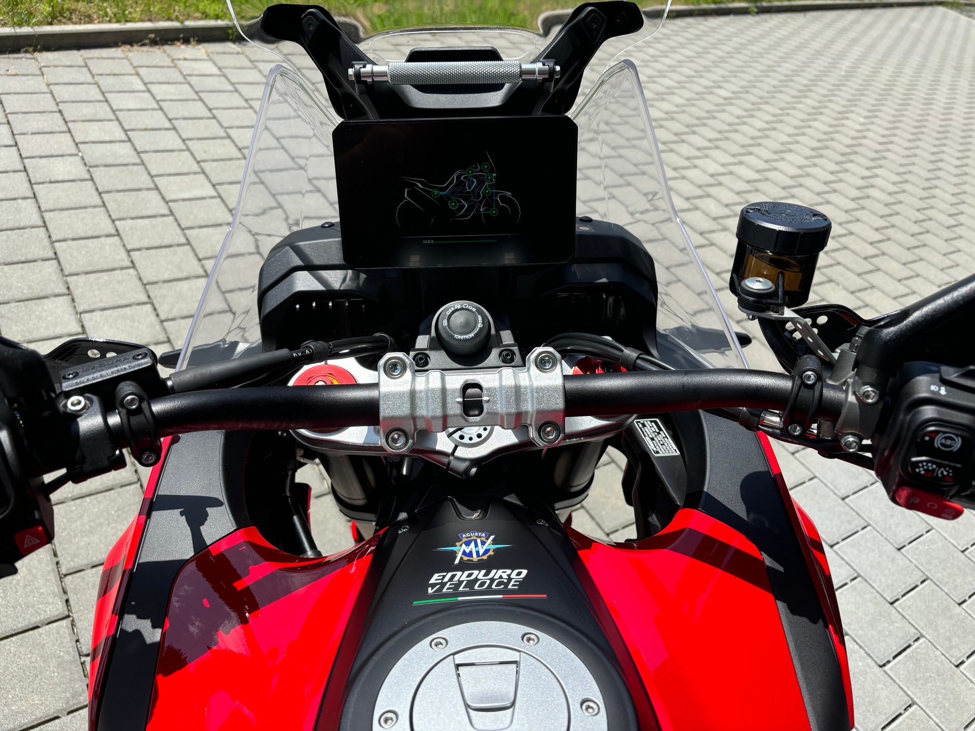 MV AGUSTA Enduro Veloce-image-5