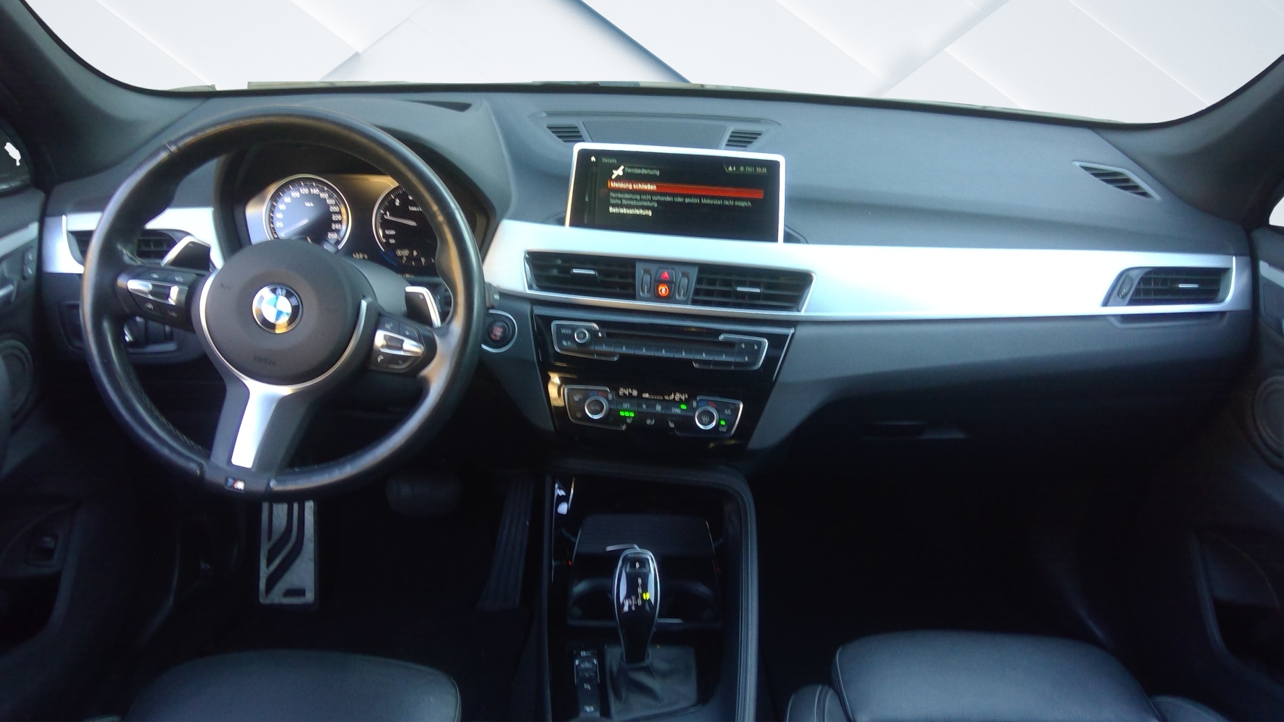 BMW X1 xDrive 25i M Sport Steptronic-image-3