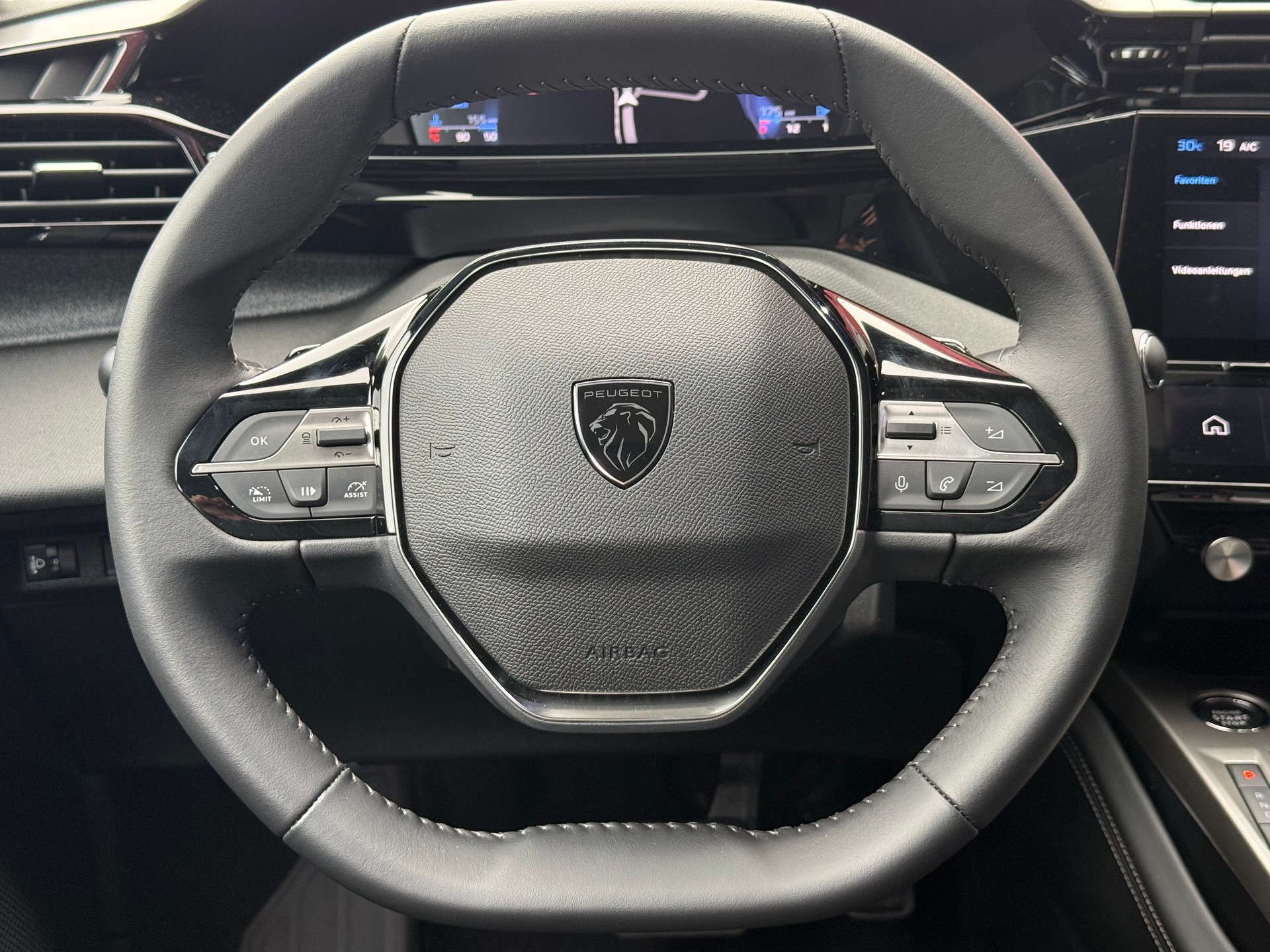 PEUGEOT 308 SW 1.2 Pure Tech Allure EAT8 LEASING AB 375.71 CHF / MONAT-image-13