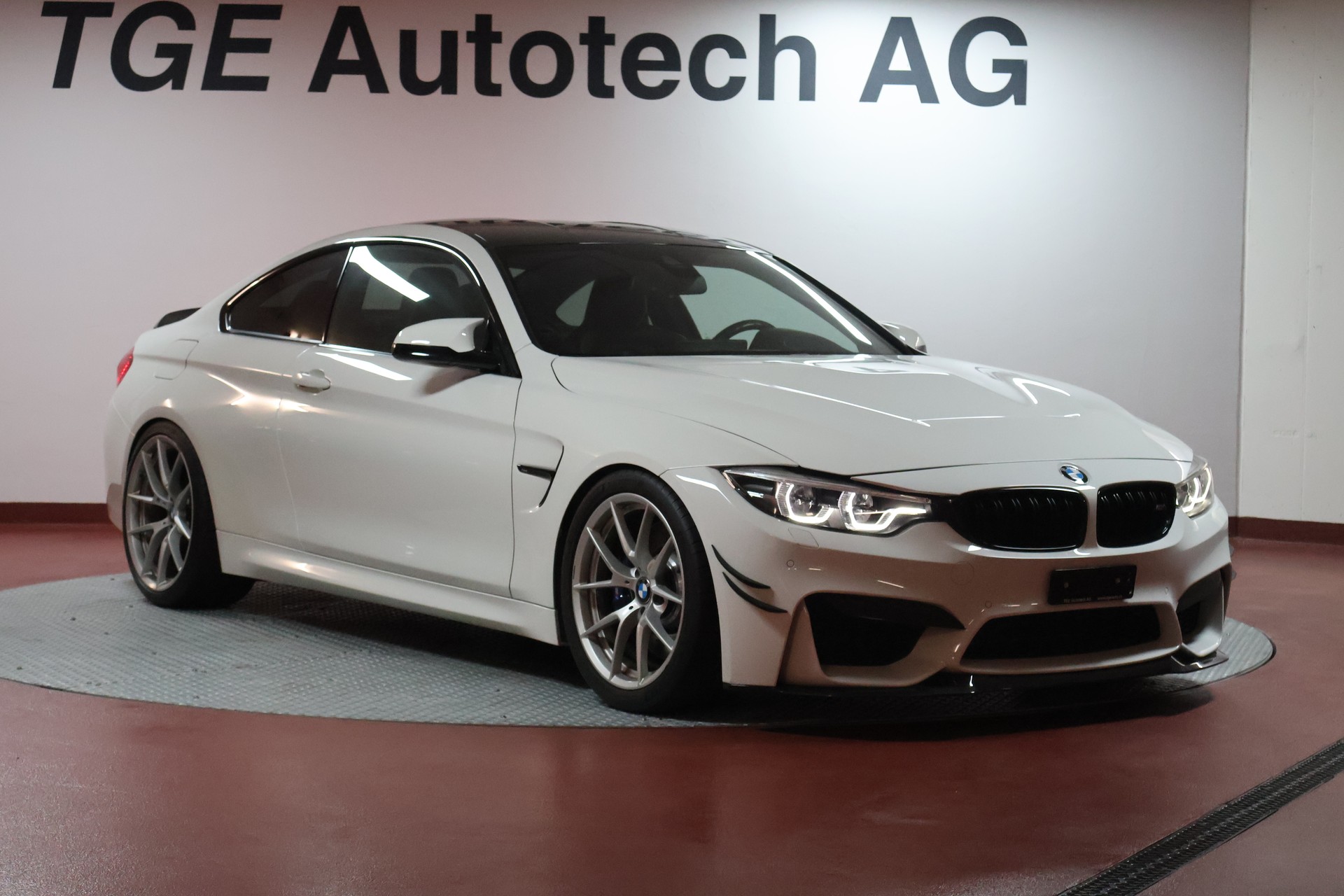 BMW M4 Coupé CS DKG-image-2