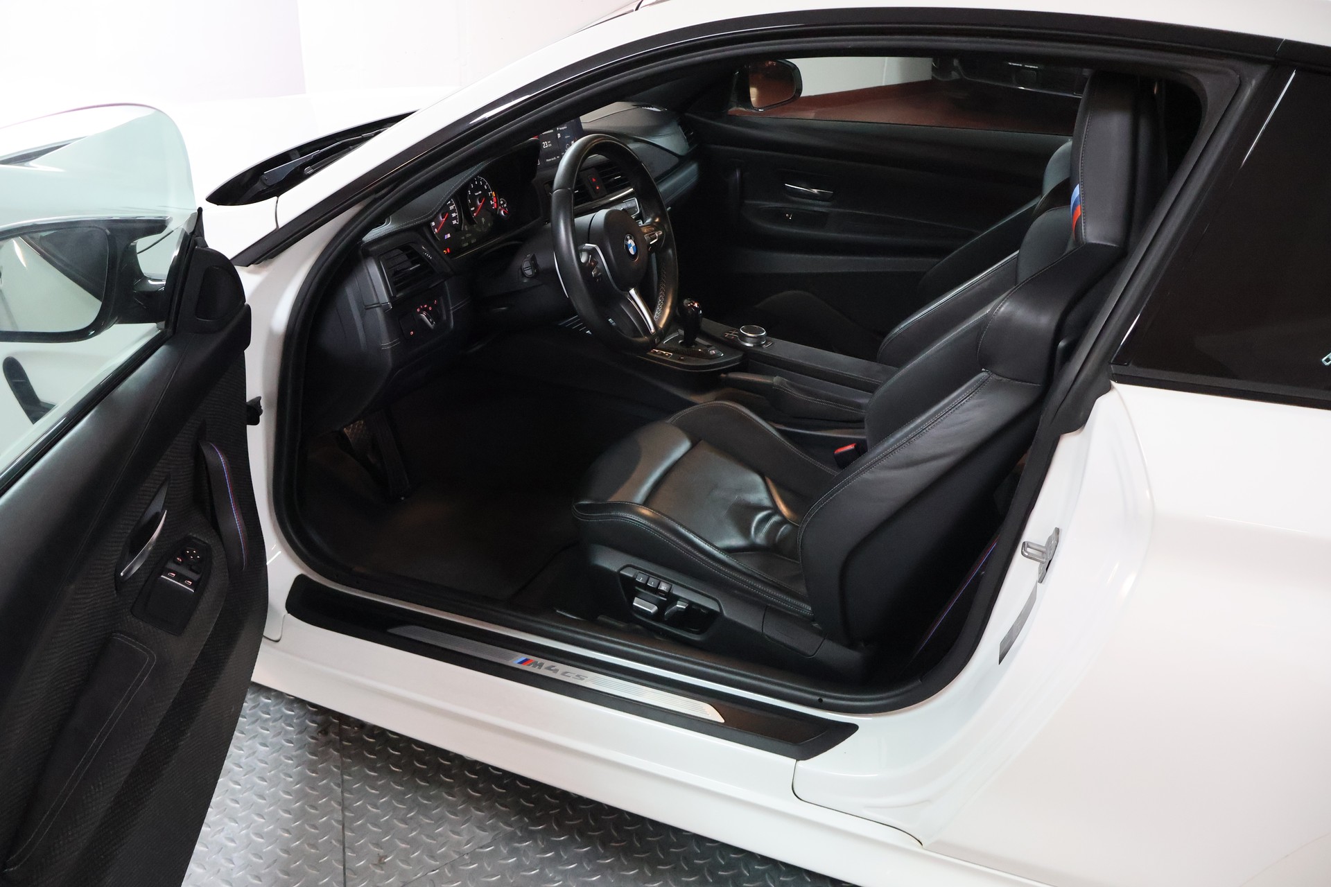 BMW M4 Coupé CS DKG-image-5