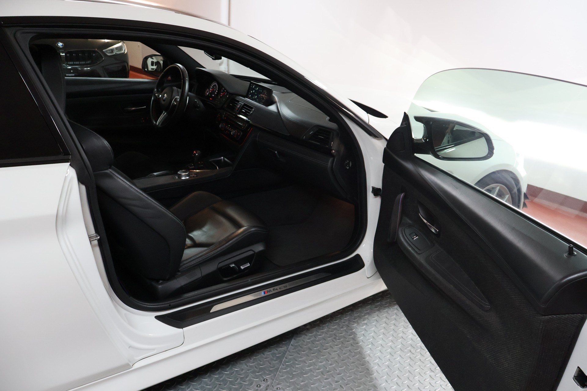 BMW M4 Coupé CS DKG-image-12