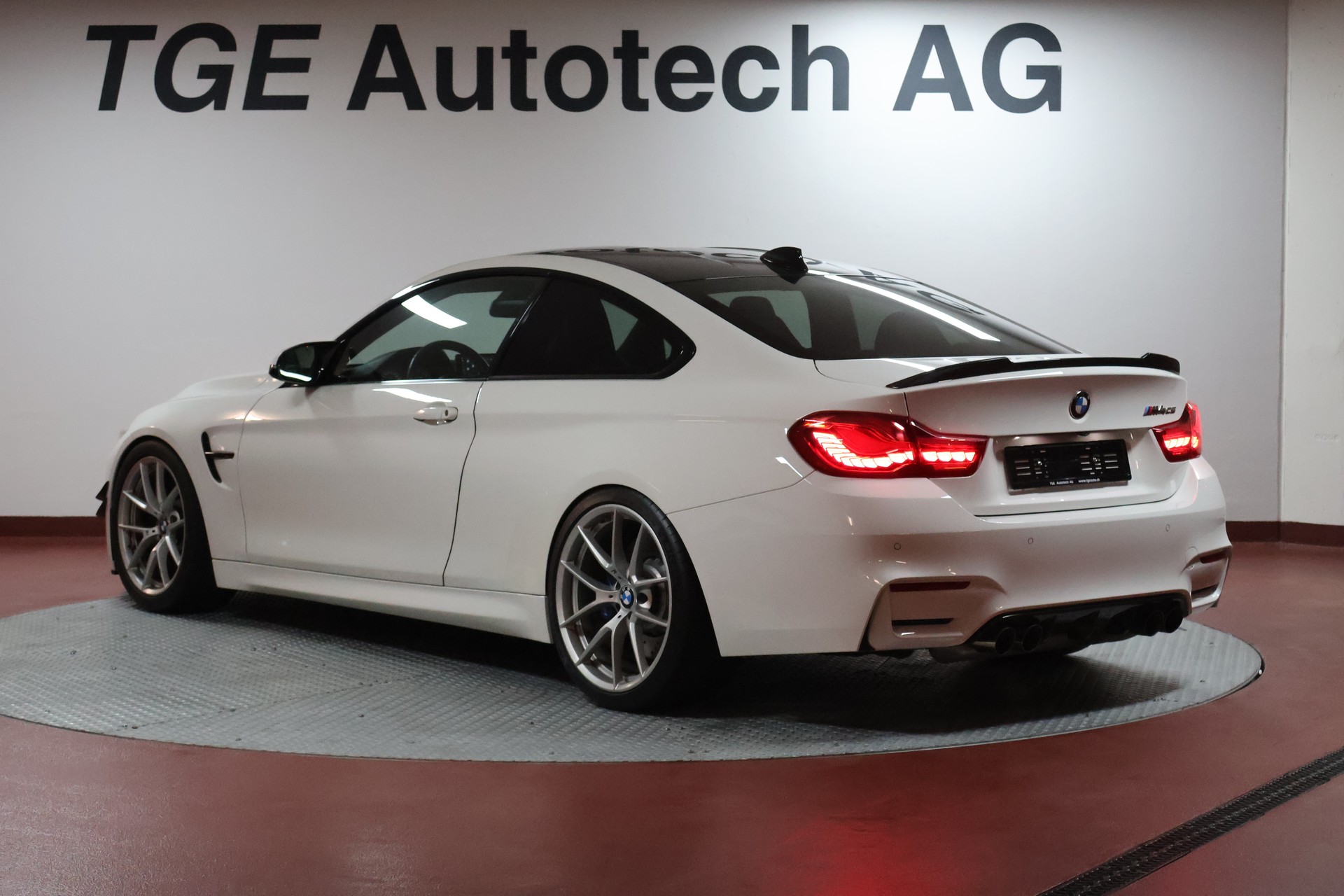 BMW M4 Coupé CS DKG-image-15