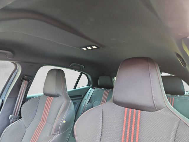 RENAULT Megane 1.6 E-Tech R.S. Line-image-14