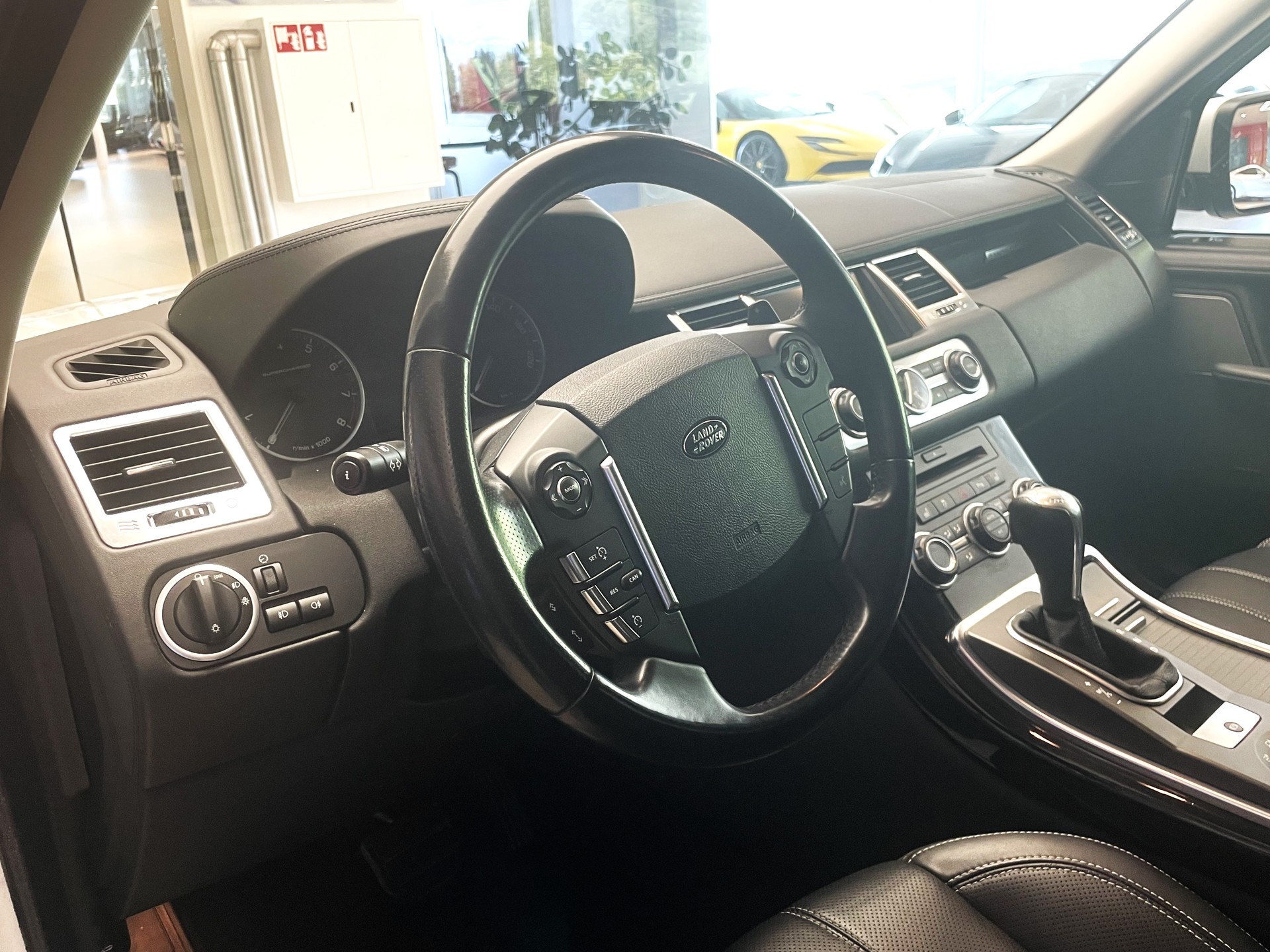 LAND ROVER Range Rover Sport 5.0 V8 SC Automatic-image-6