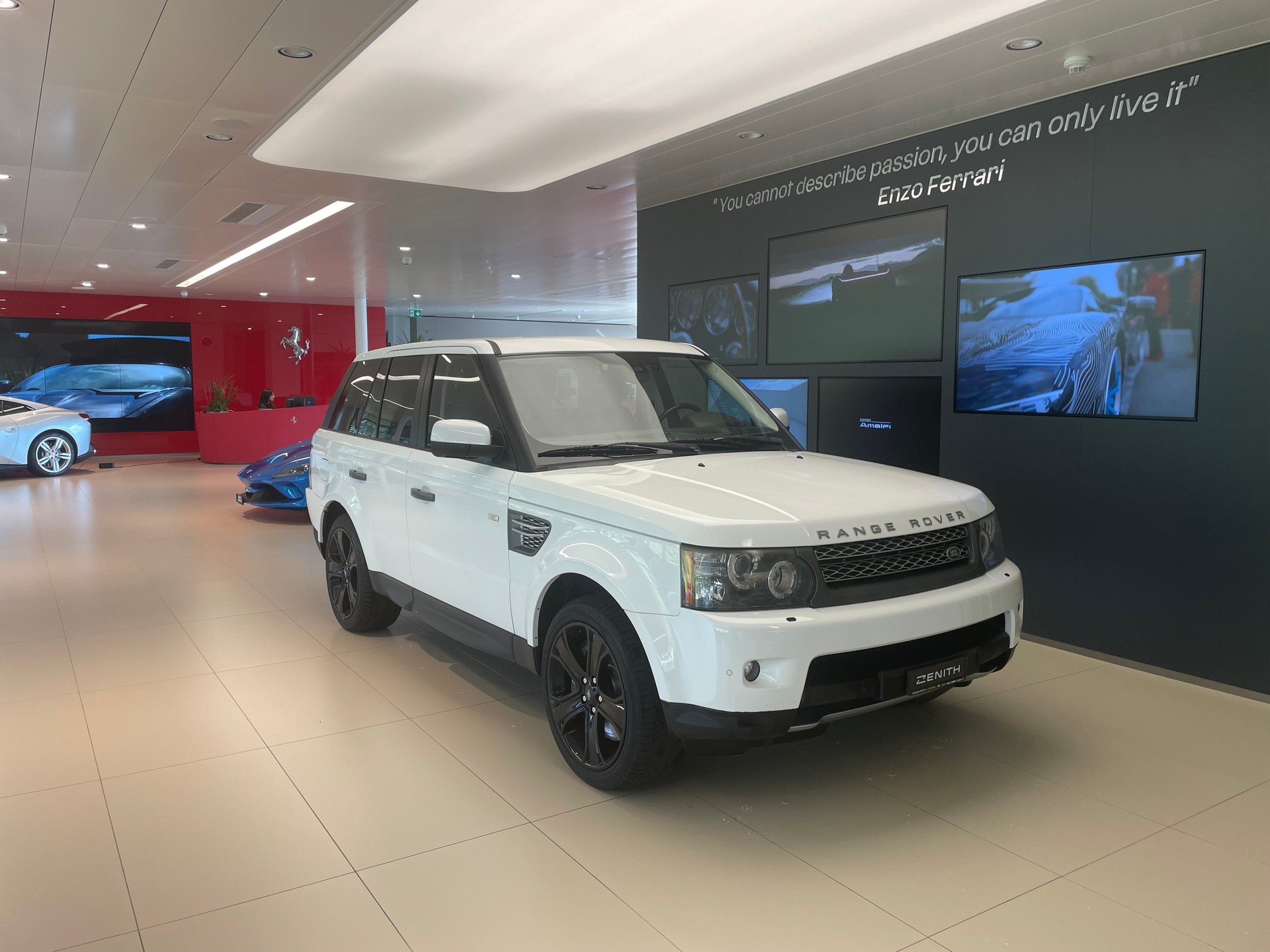 LAND ROVER Range Rover Sport 5.0 V8 SC Automatic-image-2