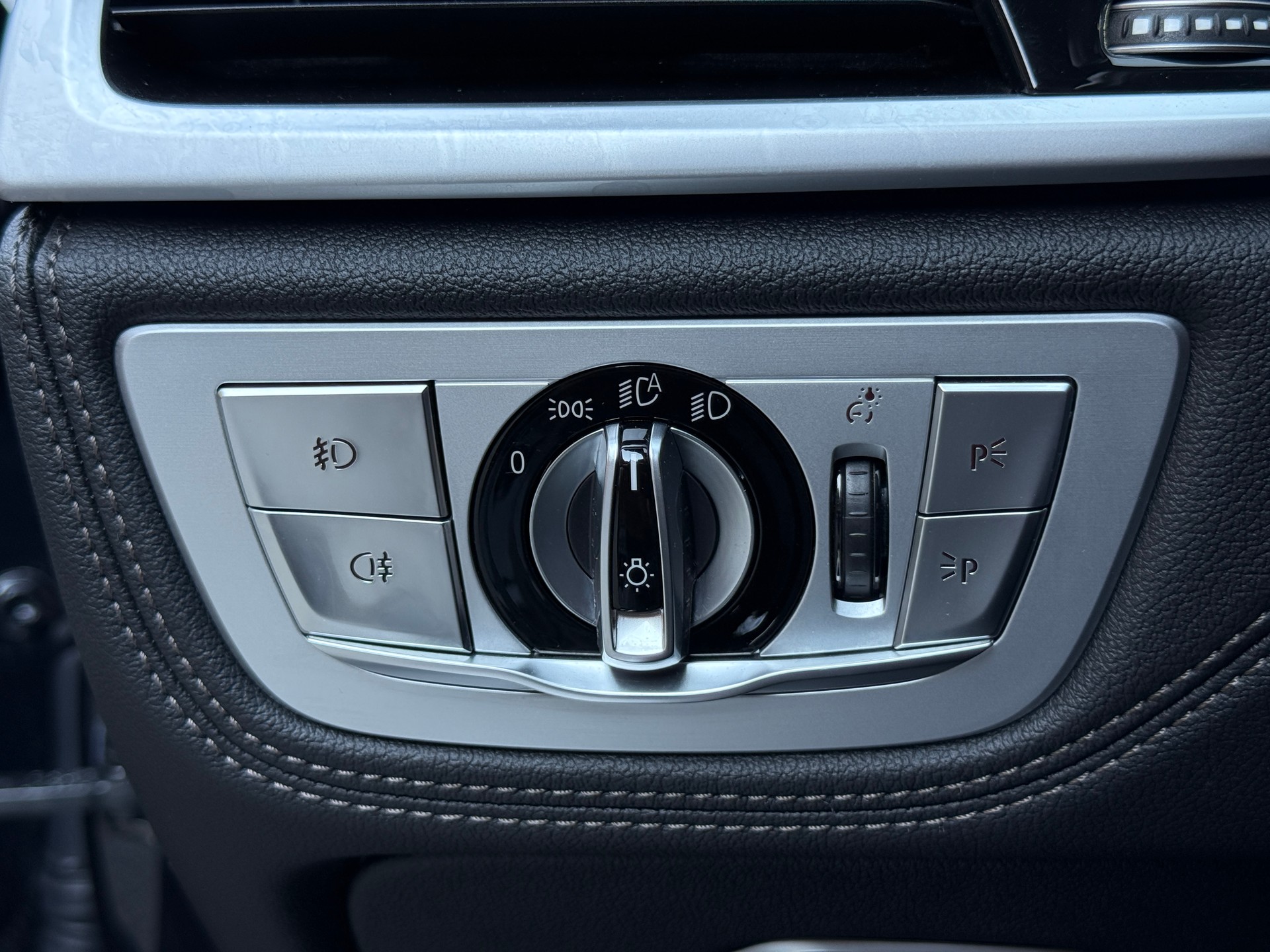 BMW 730Ld xDrive Steptronic-image-25