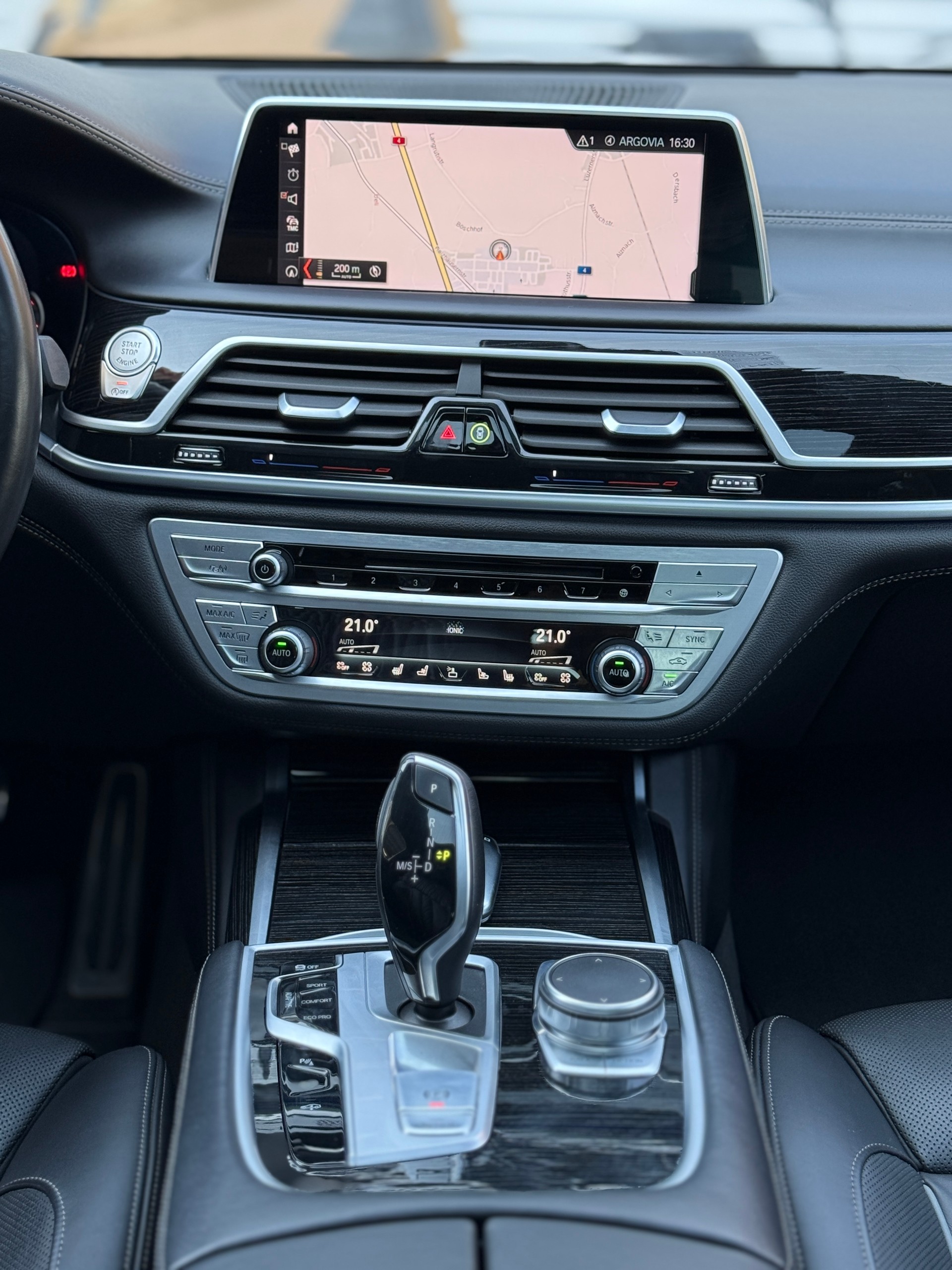 BMW 730Ld xDrive Steptronic-image-13