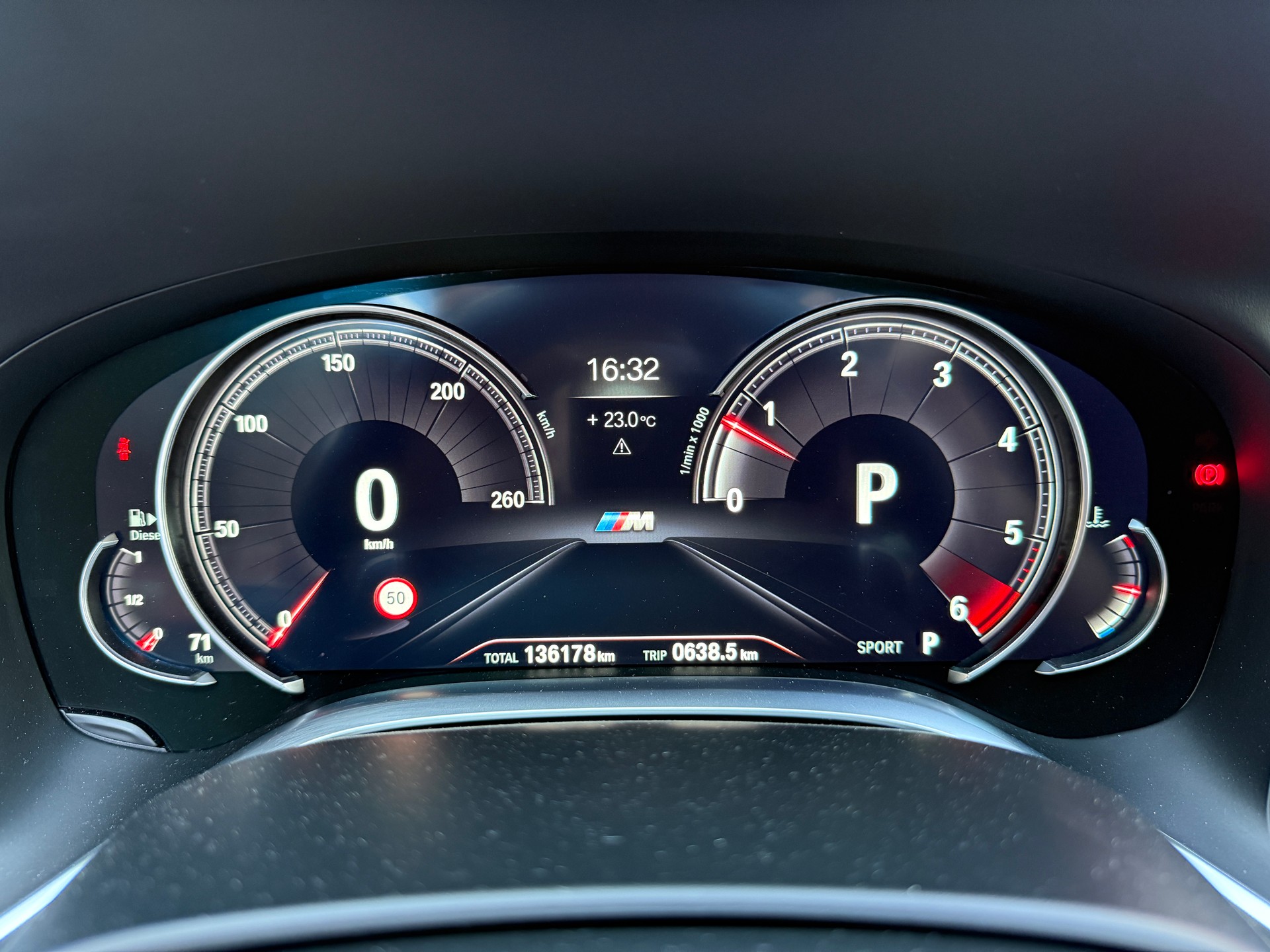 BMW 730Ld xDrive Steptronic-image-16