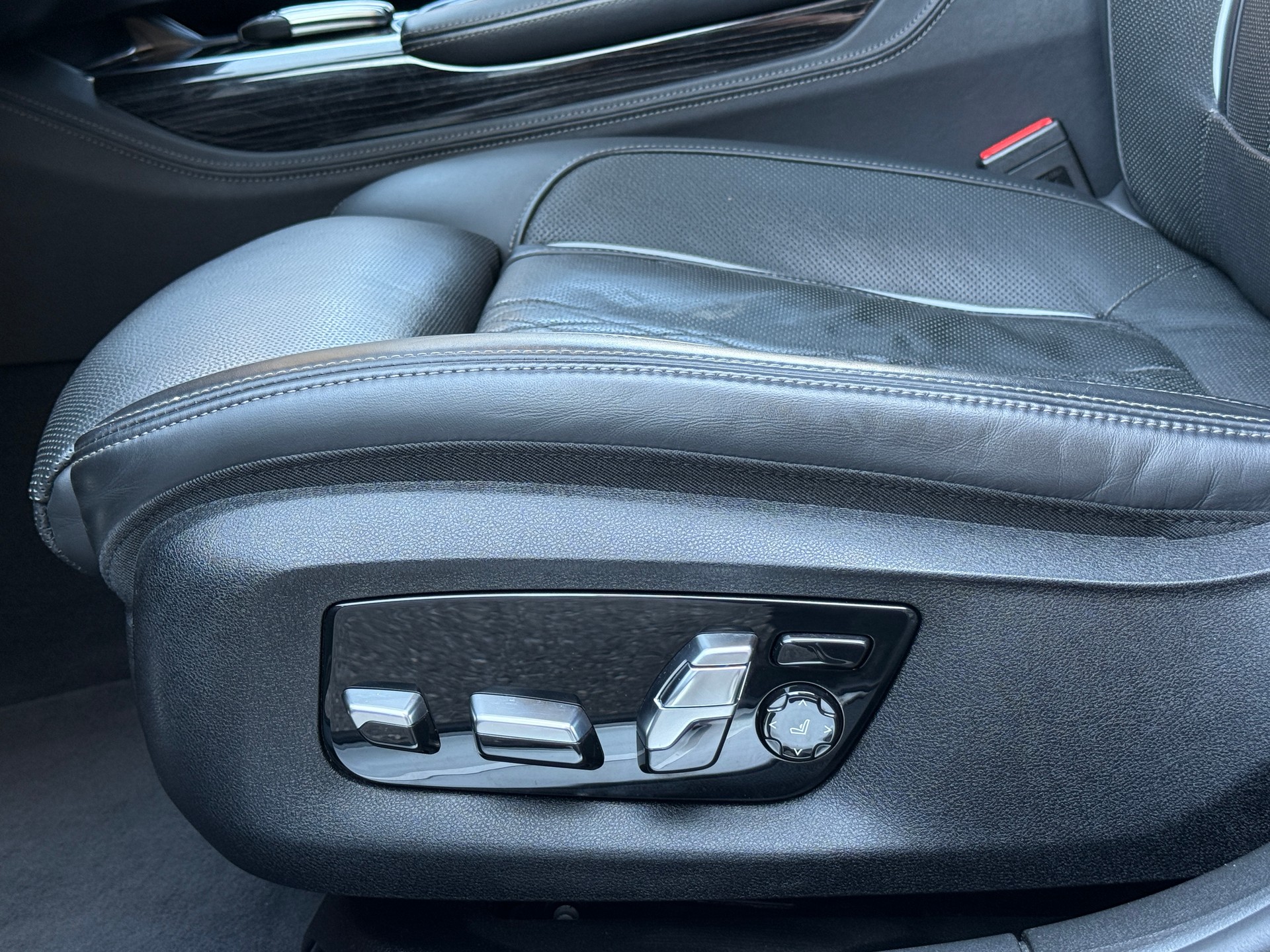 BMW 730Ld xDrive Steptronic-image-10