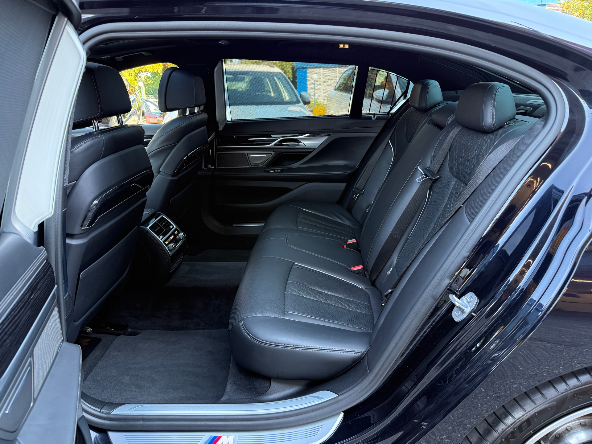 BMW 730Ld xDrive Steptronic-image-9