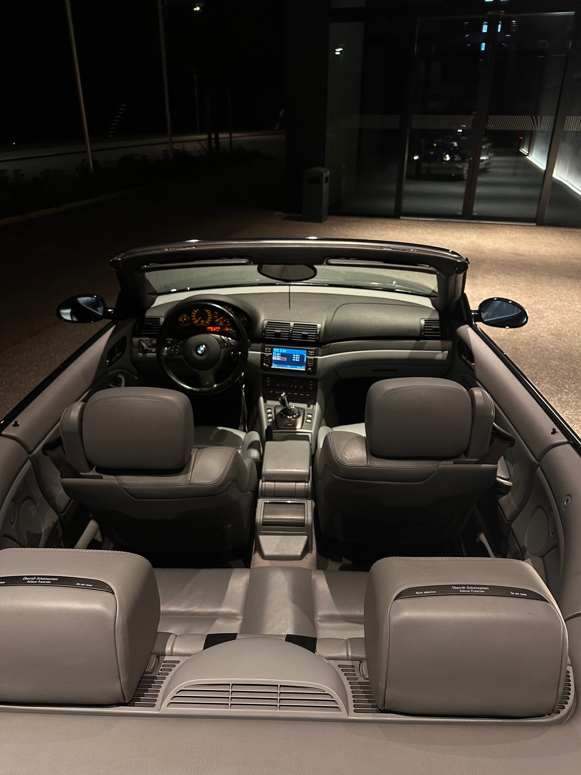 BMW M3 Cabriolet-image-8