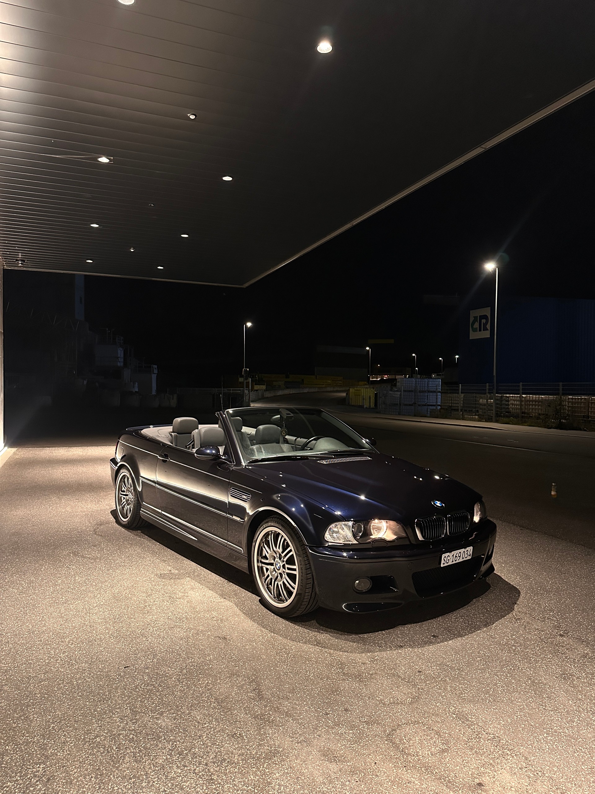 BMW M3 Cabriolet-image-0