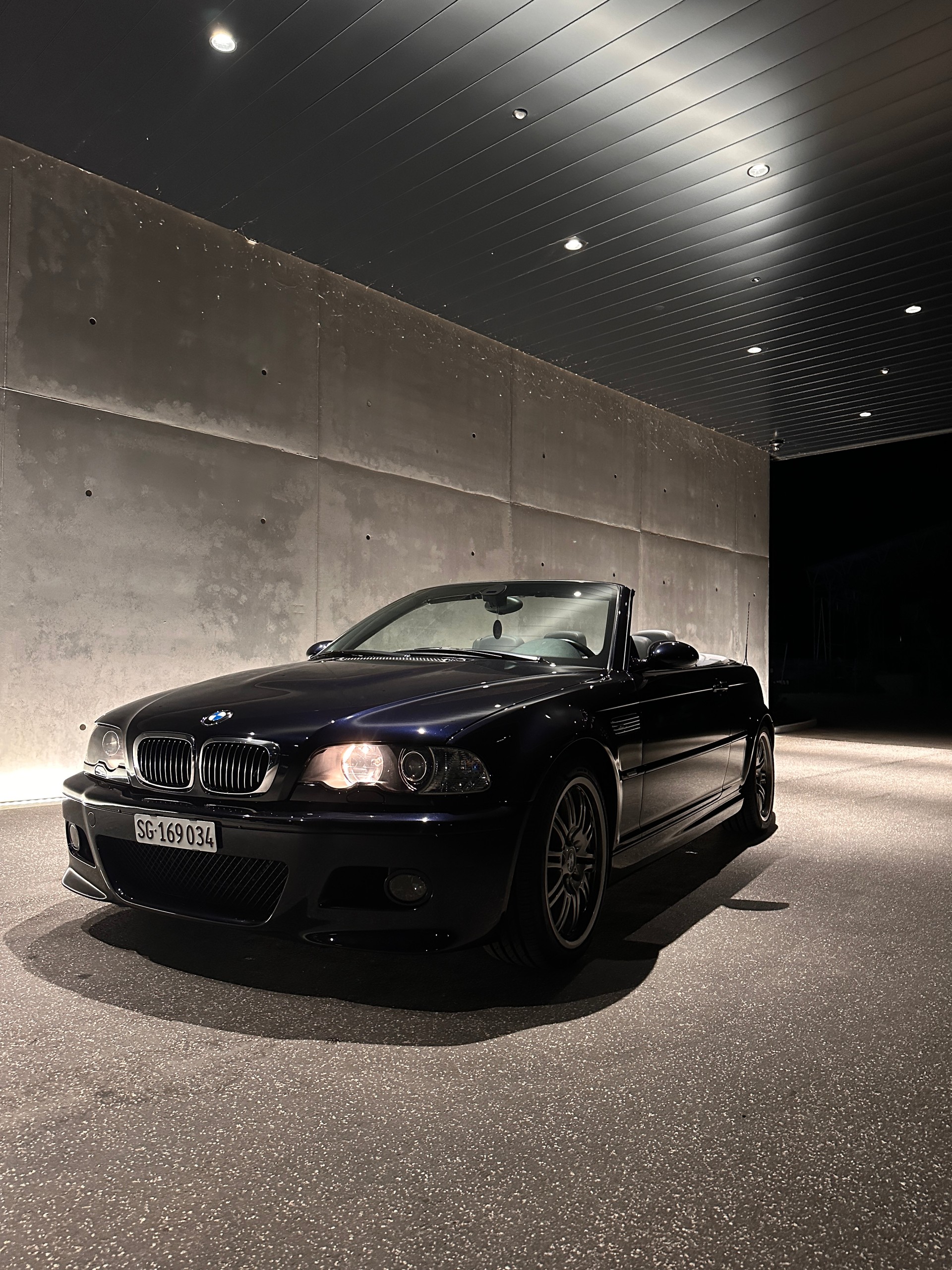 BMW M3 Cabriolet-image-1