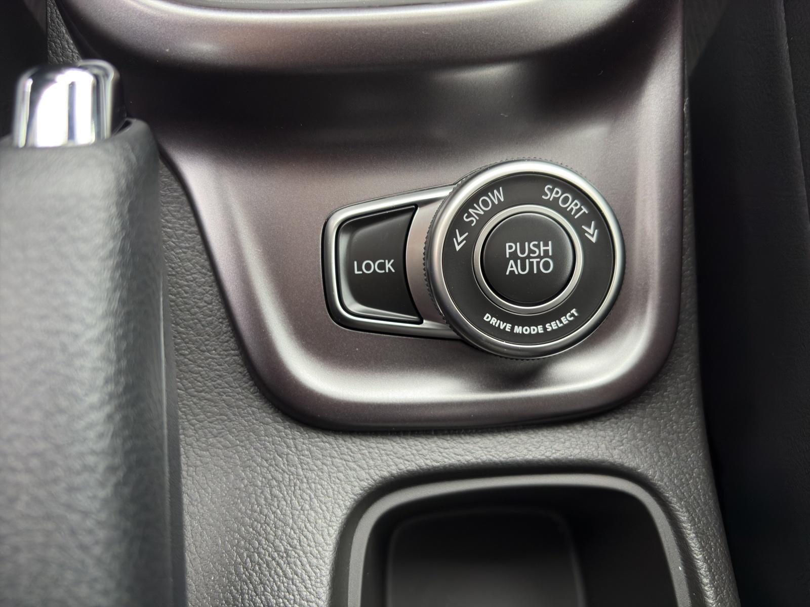 SUZUKI Vitara 1.4 T Compact Top Hybrid 4x4-image-14