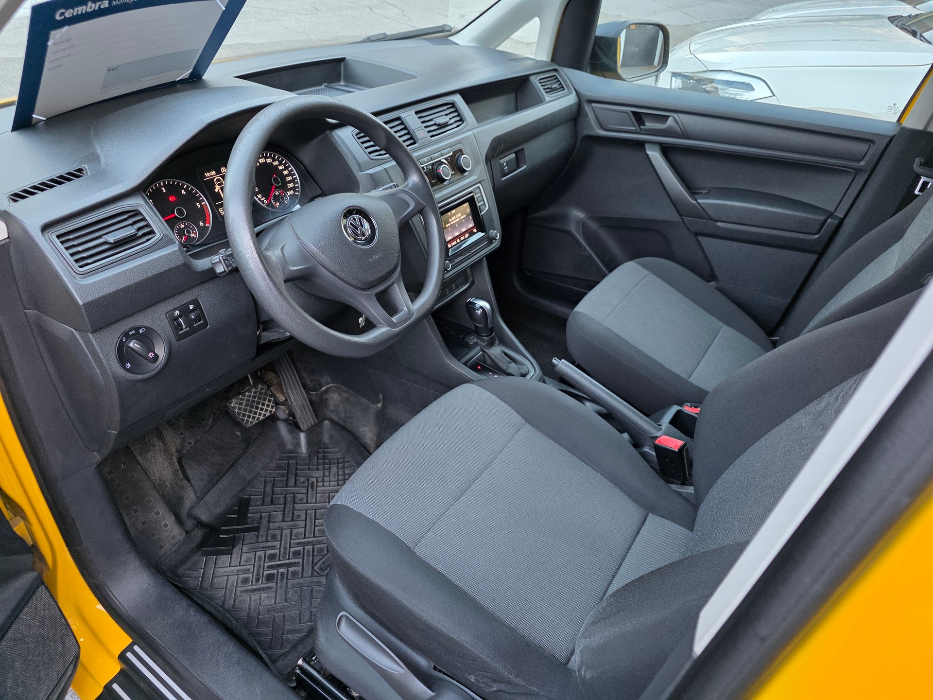 VW Caddy 2.0TDI 4Motion BlueMotion Technology DSG-image-7